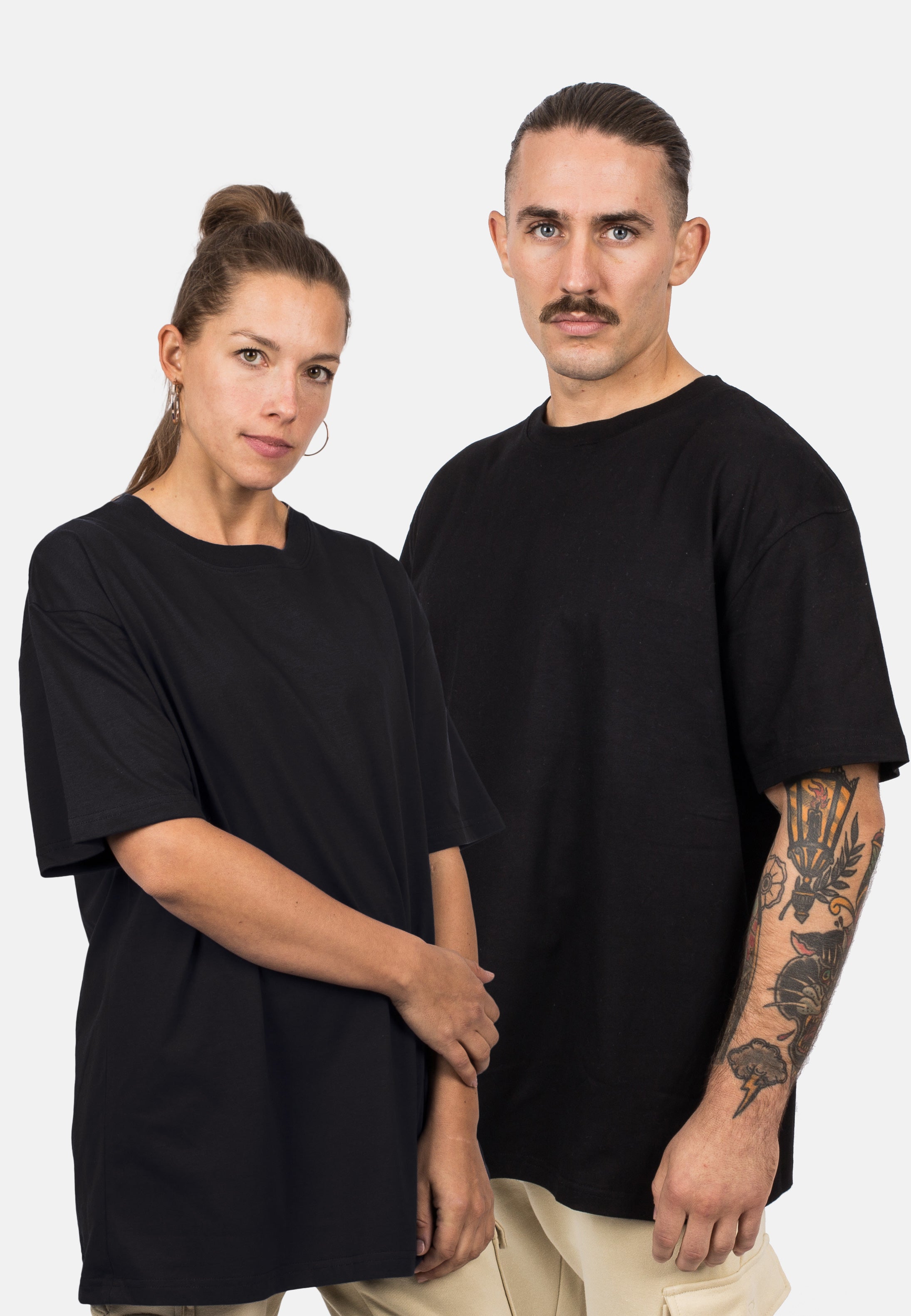 Oversized T-Shirt - Black - Blackskies | Premium Headwear & Apparel