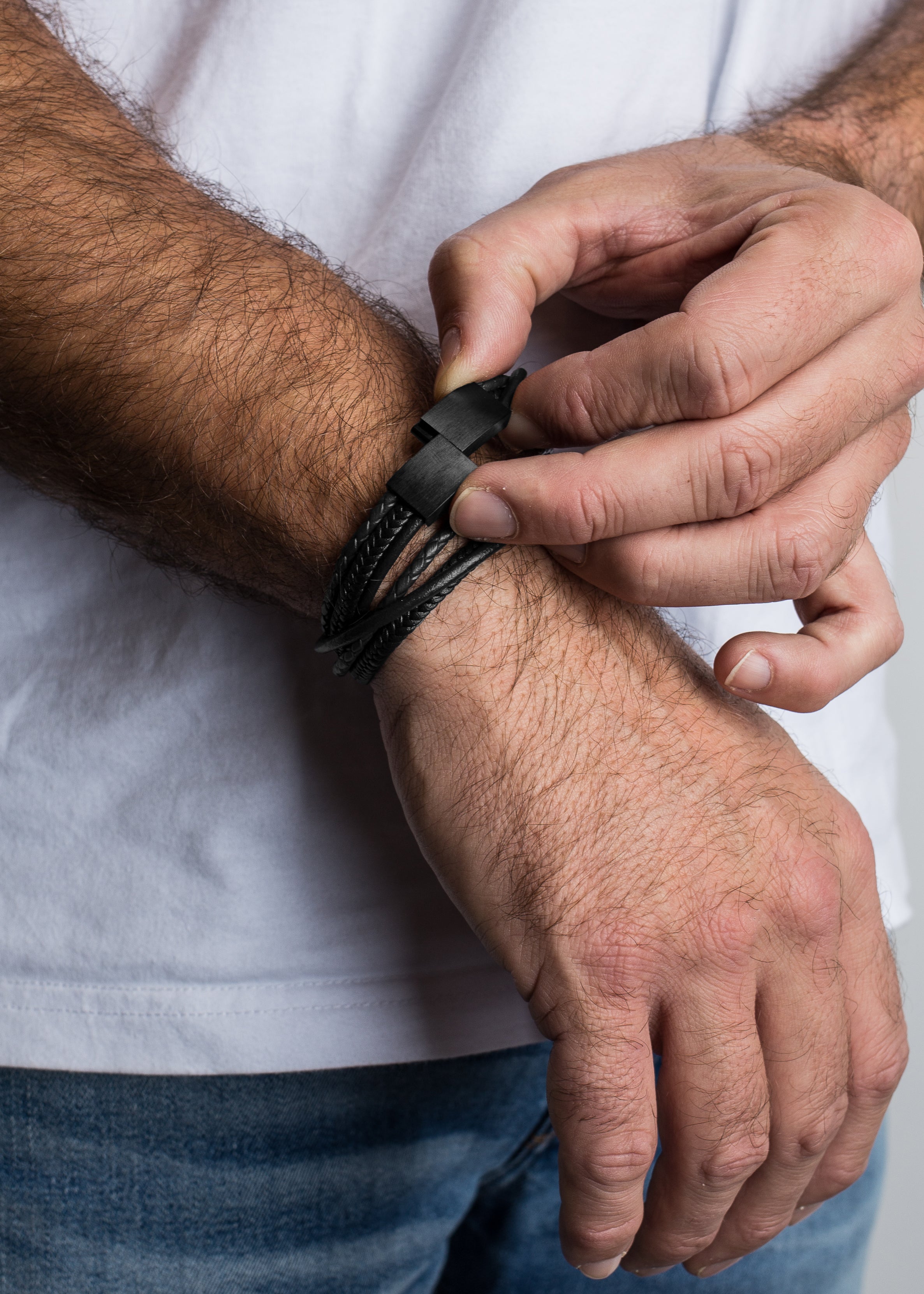 AK-B-AMB-01-Akitsune-Ambush-Synthetic-Leather-Bracelet-Matte-Black-Black-Model-3