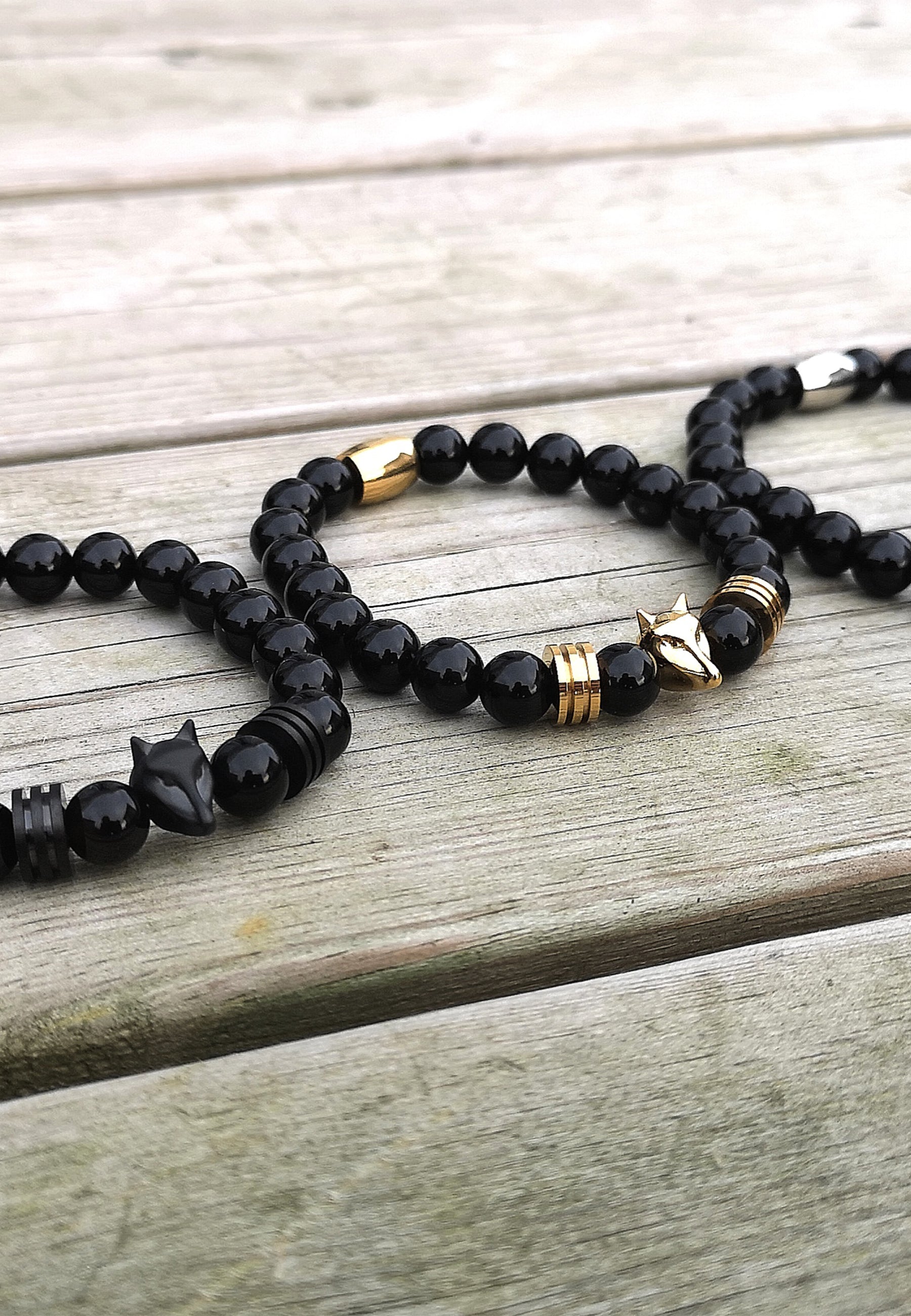 AK-B-OBS-0X-Akitsune-Obsidian-Beaded-Bracelet-Fox-Collection-Mood