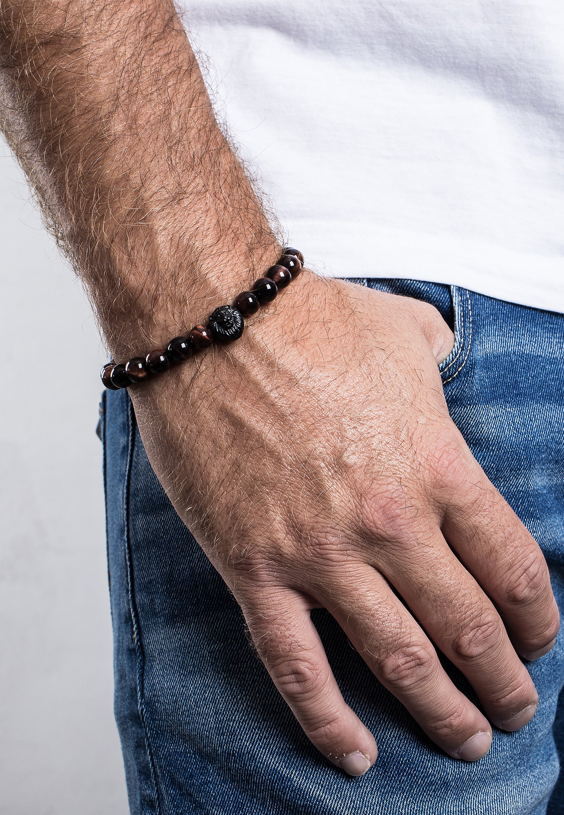 AK-B-REG-03-Akitsune-Regis-Beaded-Bracelet-Mens-Beads-Lion-Tiger-Eye-Red-Model