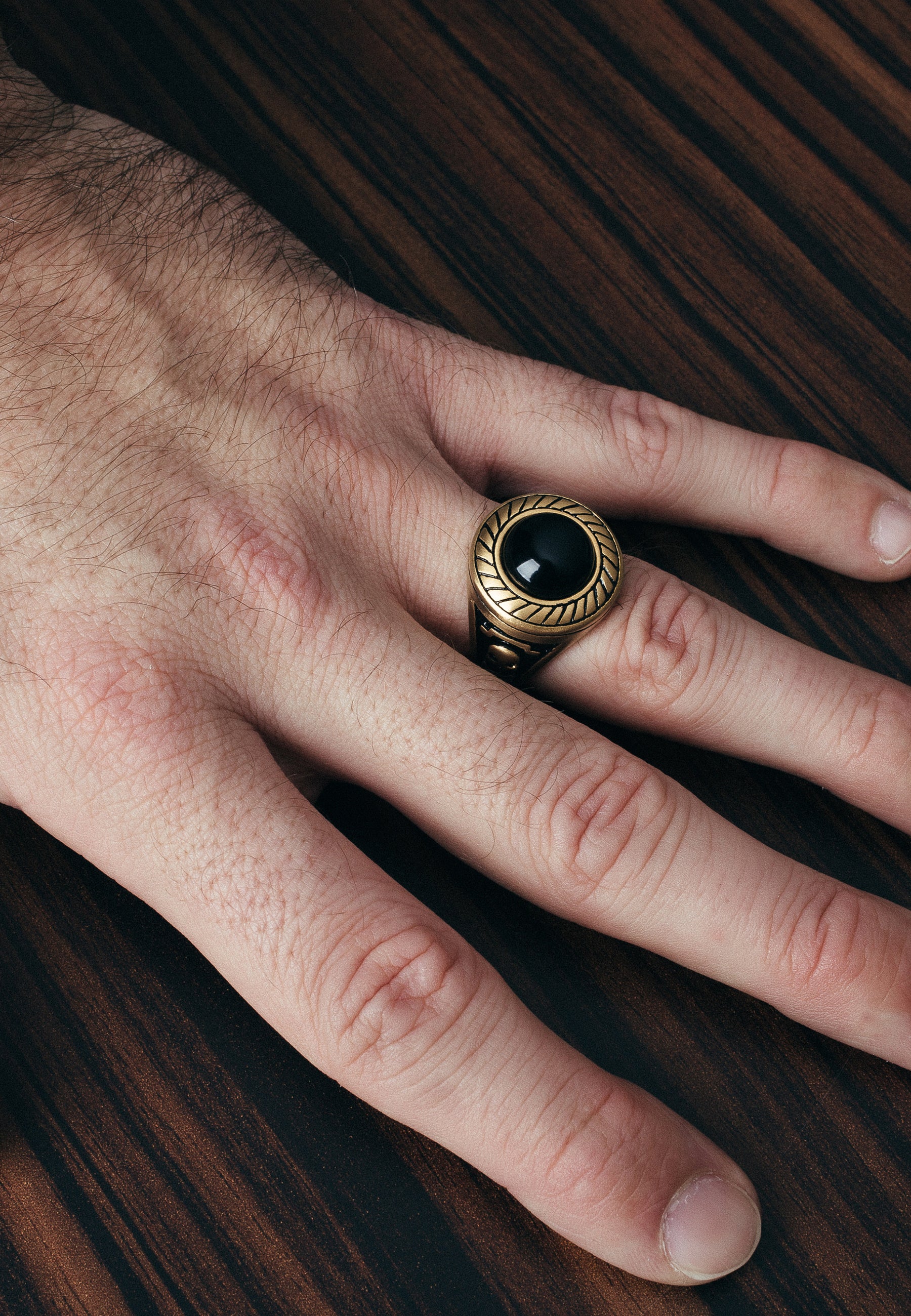 AK-R-MOR-02-Akitsune-Mortis-Ring-Gold-Model-2-5x4348GxLNpRmH4R