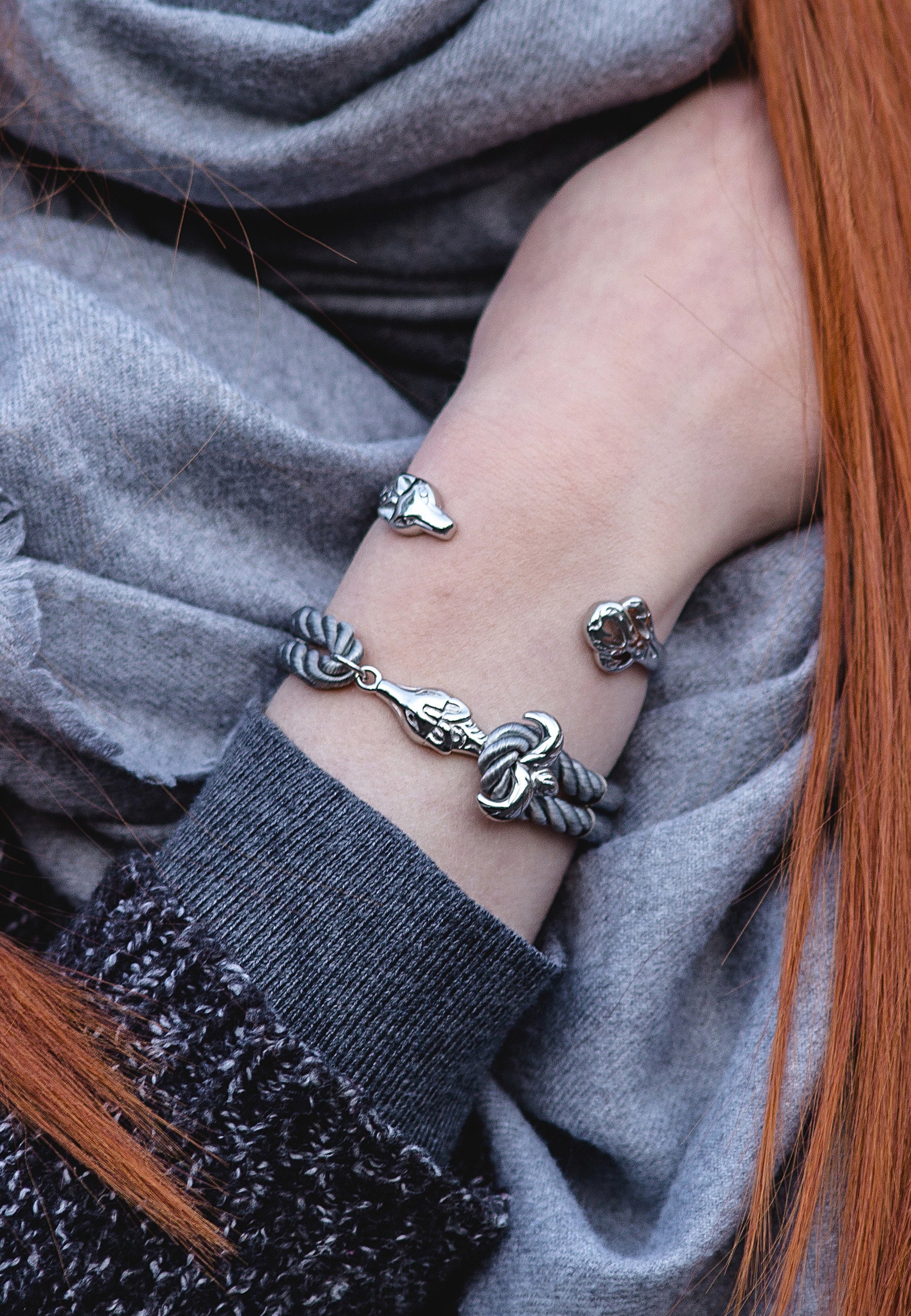 Akitsune-Accessories-Lifestyle-Ferus-Cuff-Women