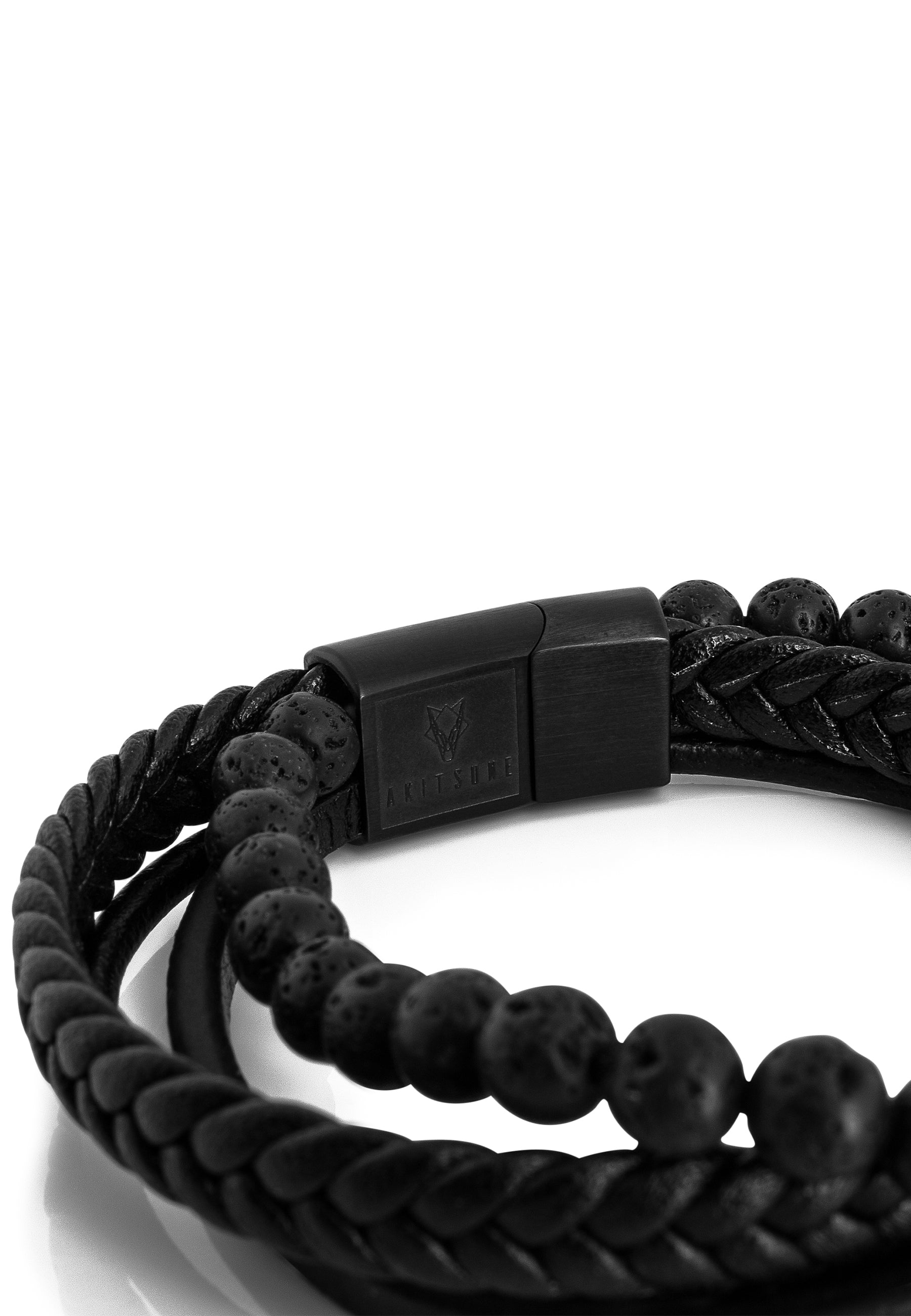 Akitsune-Bellum-Leather-Bracelet-Matte-Black-Magnetic-Clasp-Detail