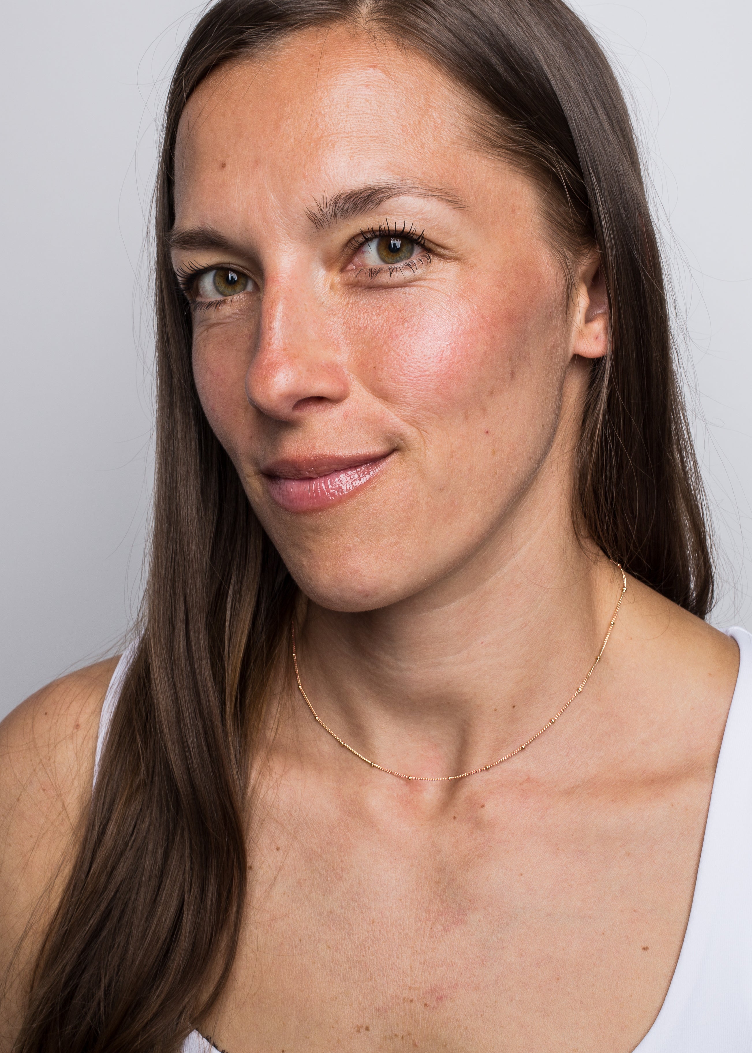 Akitsune-Bliss-Necklace-Rose-Gold-Model-1