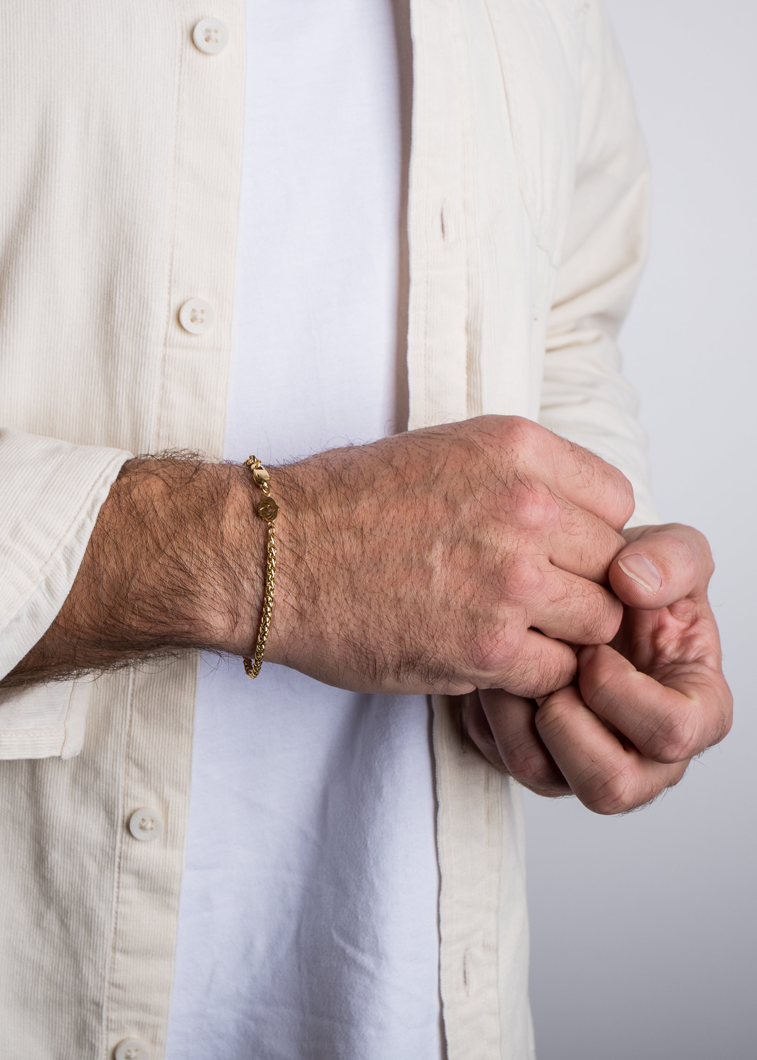 Akitsune-Cor-Wheat-Chain-Bracelet-Gold-Model