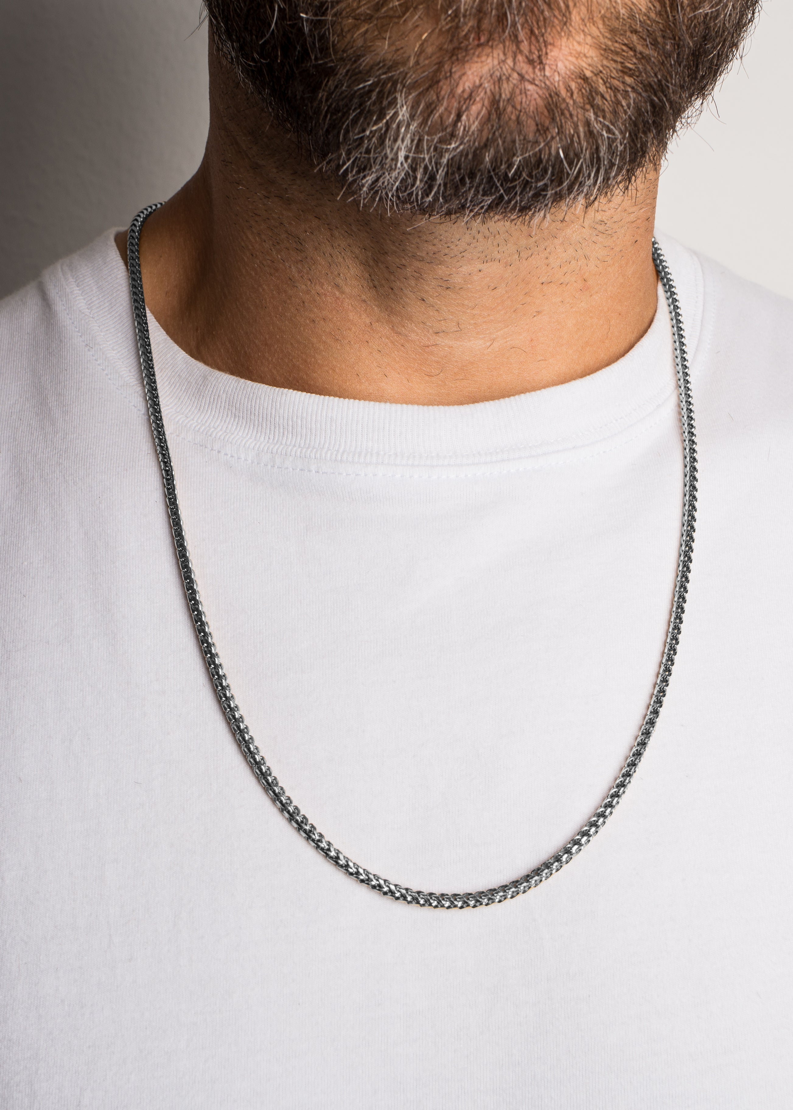 Akitsune-Franco-Necklace-Chain-Gold-Model-4ZoLmpSVDbGQjE