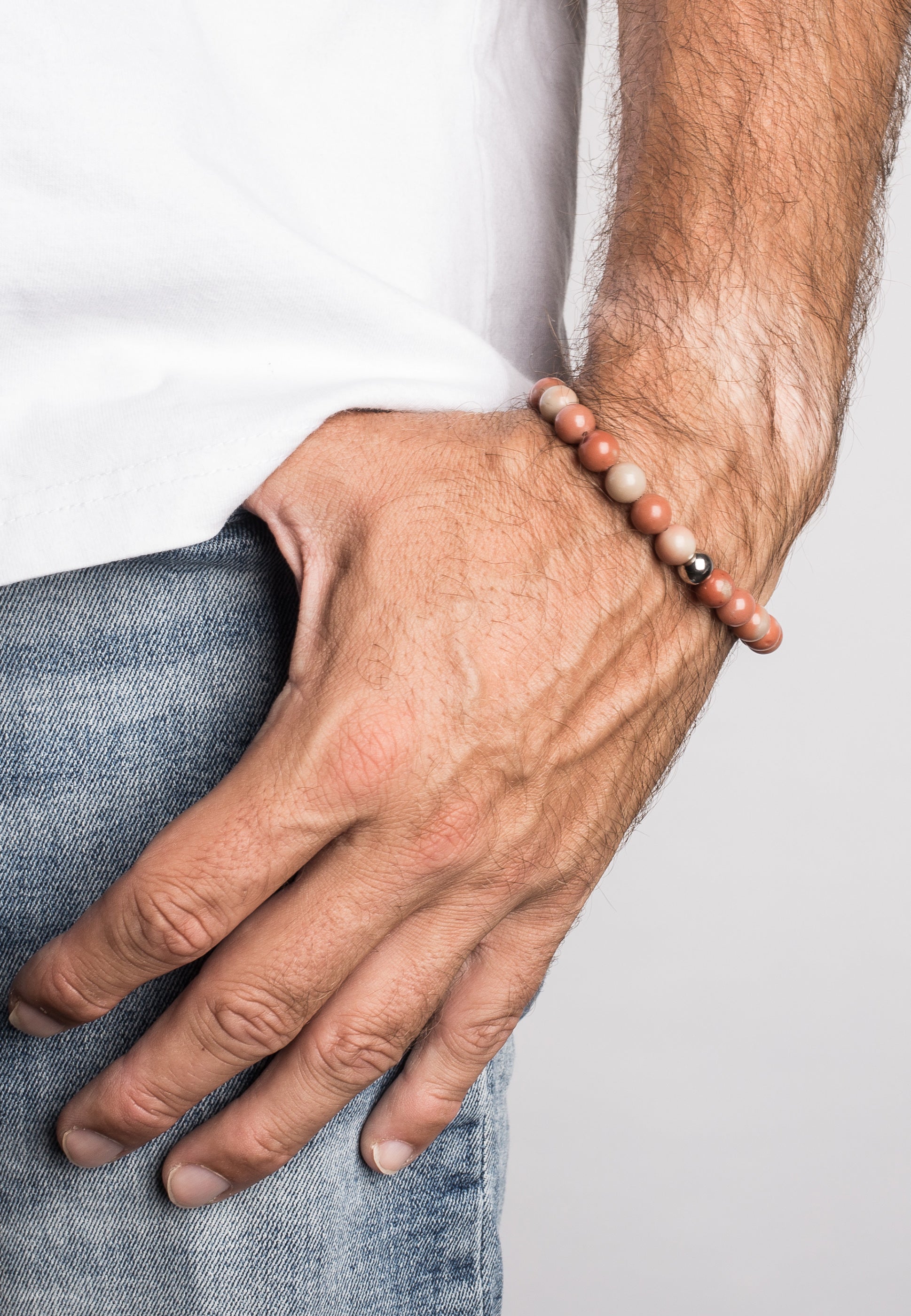 Akitsune-Globae-Bracelet-Peach-Blossom-Jade-Model-Arm