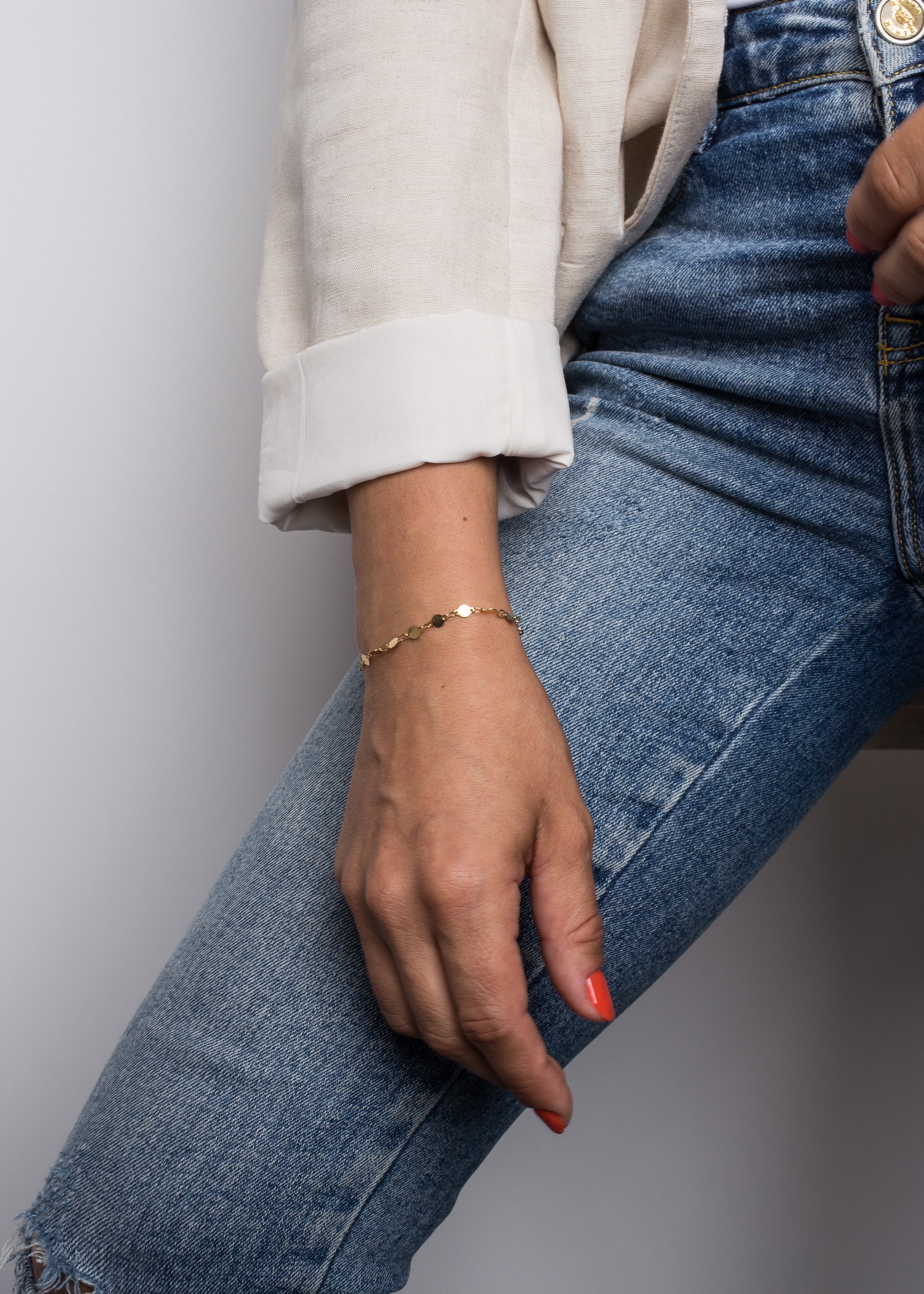 Akitsune-Grace-Bracelet-Gold-Model