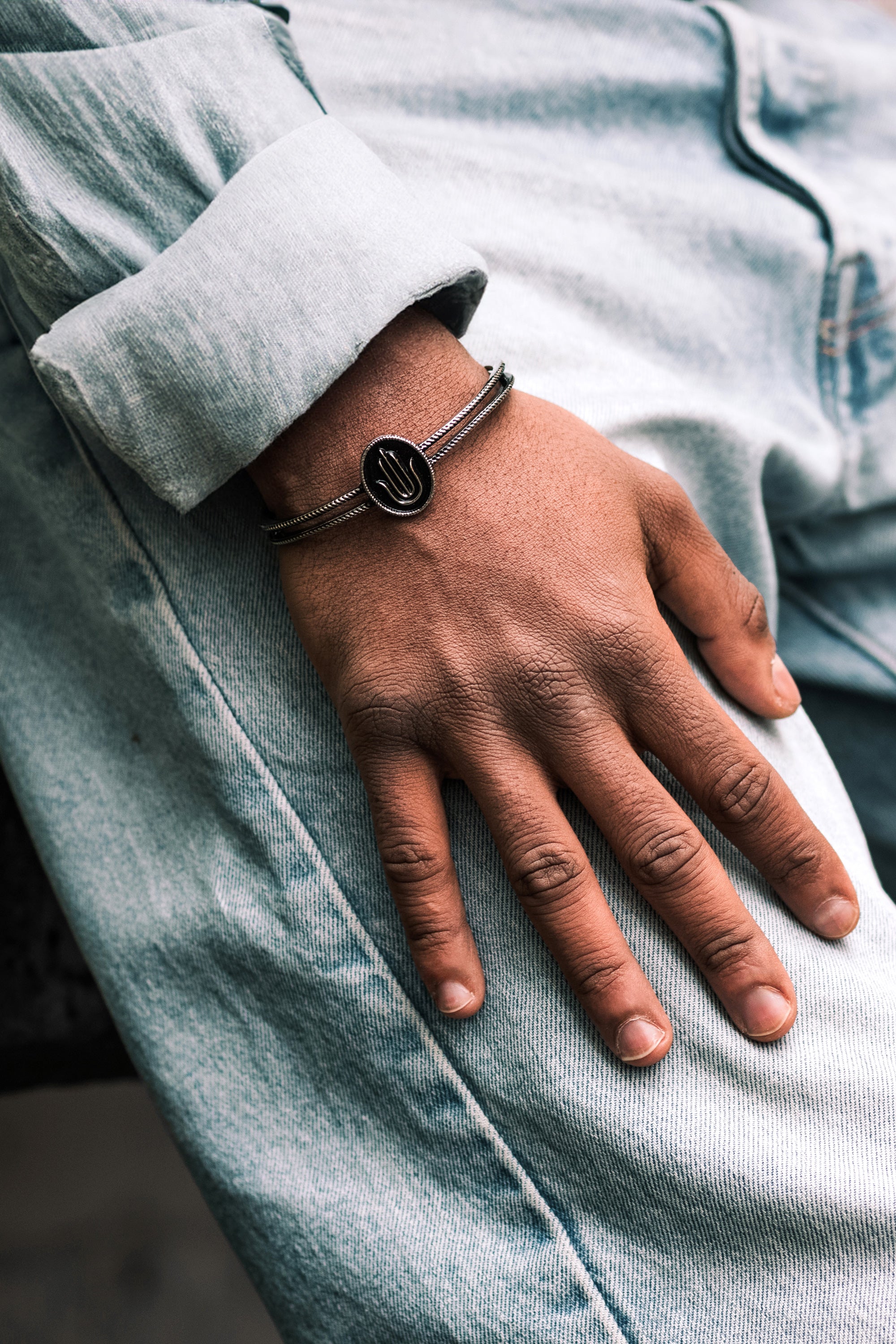 Akitsune-Hamsa-Bangle-Bracelet-Antique-Silver-Hand-of-Fatima-Model