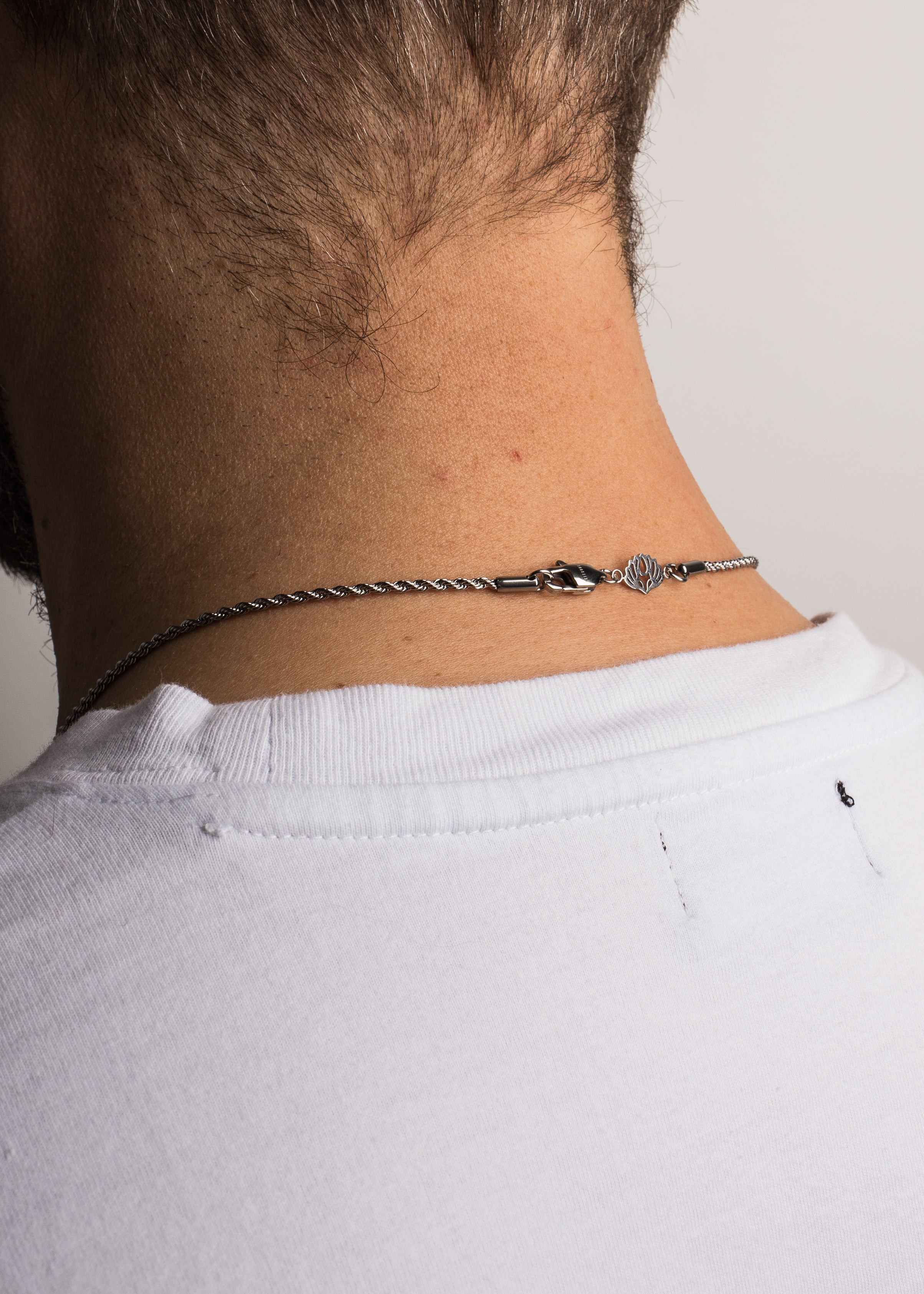 Akitsune-Immortalis-2mm-Chain-Silver-70cm-1