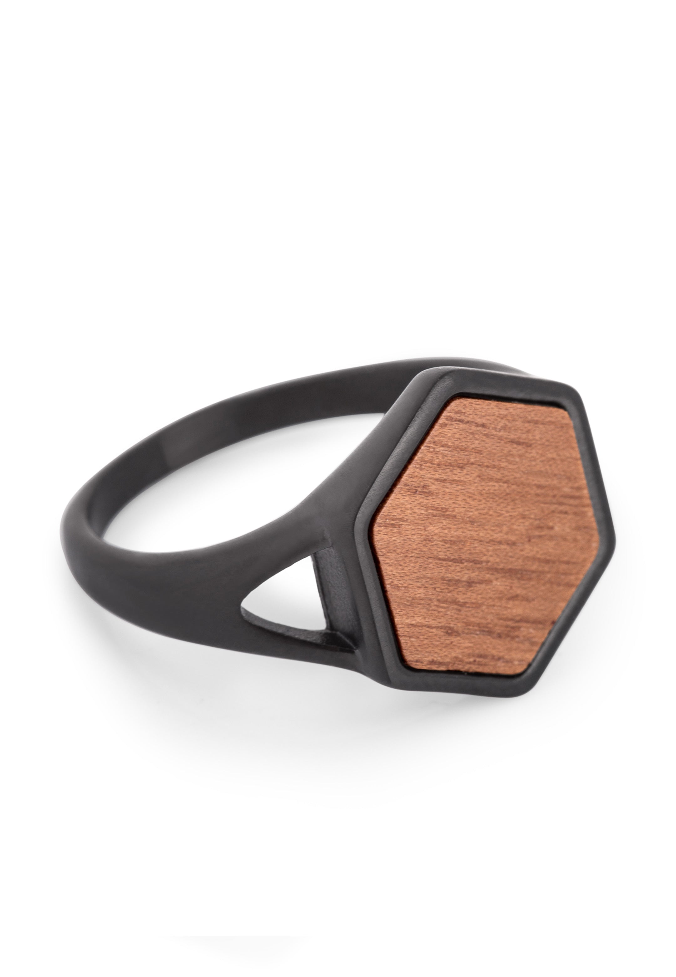 Akitsune-Lignum-Ring-Black-Wood-Jewelry-3