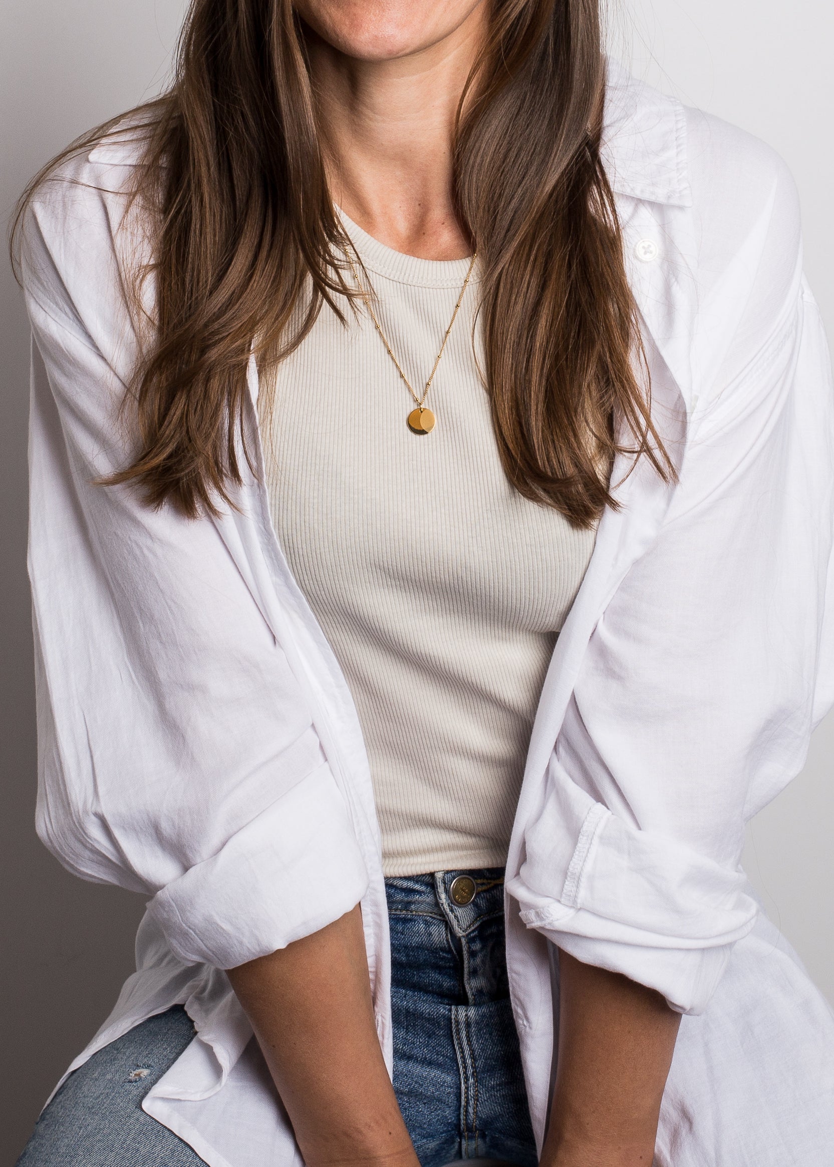 Akitsune-Luminous-Necklace-Moon-Gold-Model-4