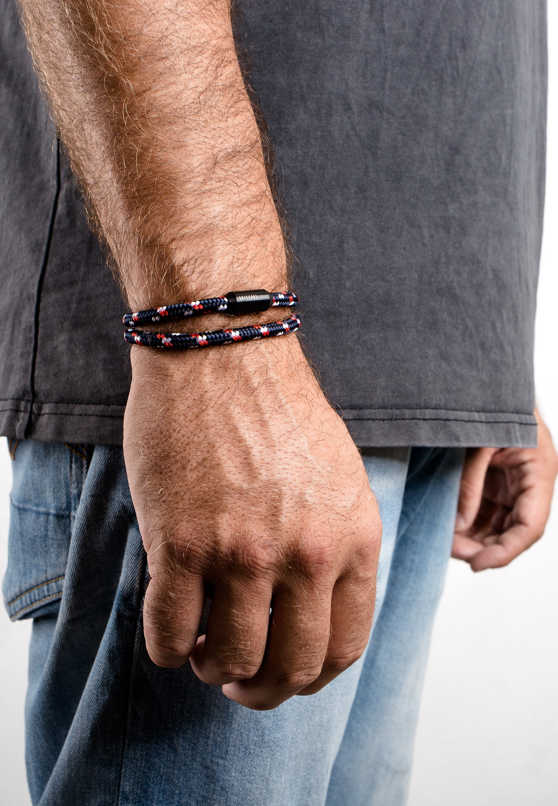 Akitsune-Mare-Nylon-Bracelet-Matte-Black-Blue-Multicolor-Model