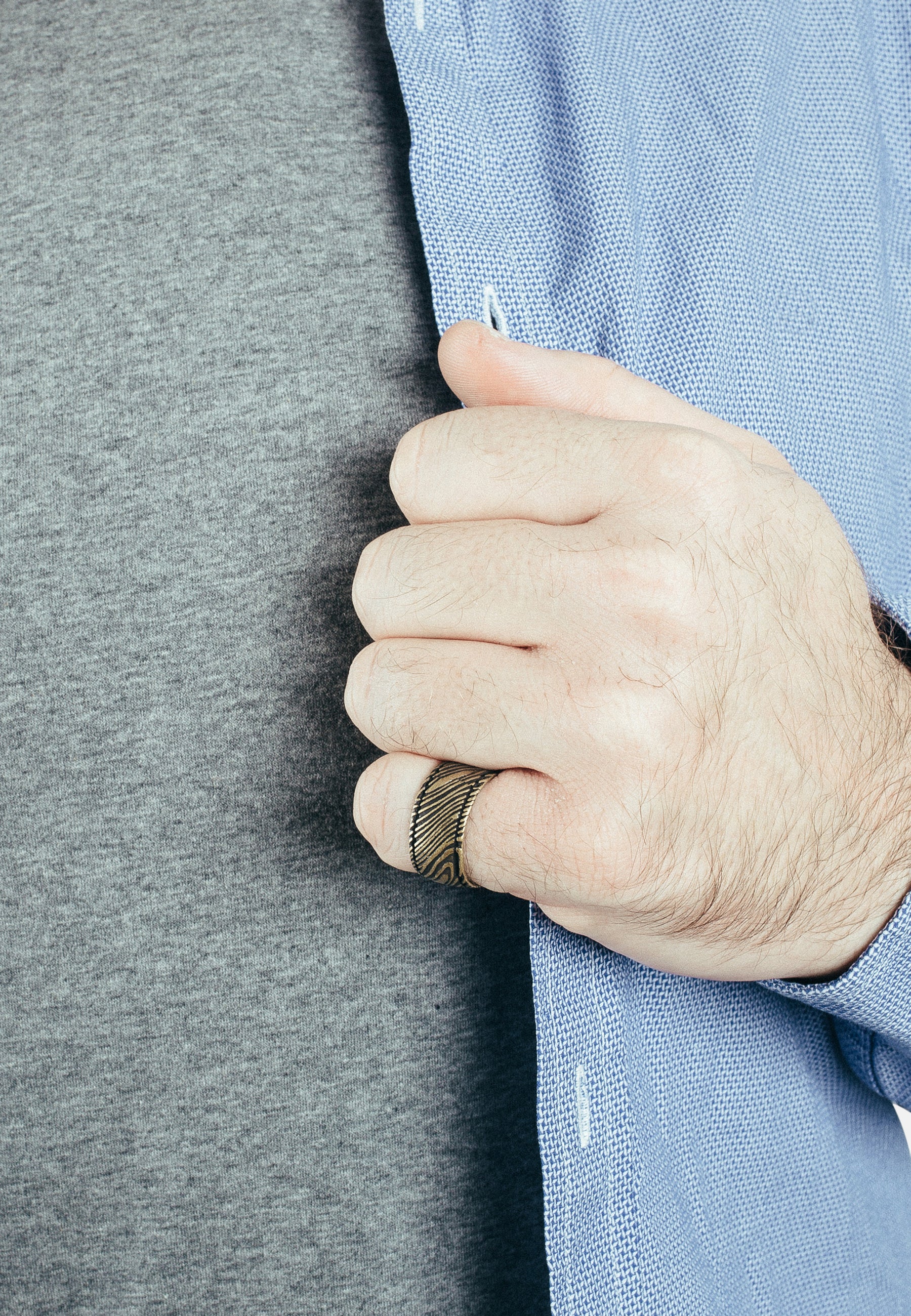 Akitsune-Orbis-Ring-Brass-Damaask-Steel-Model