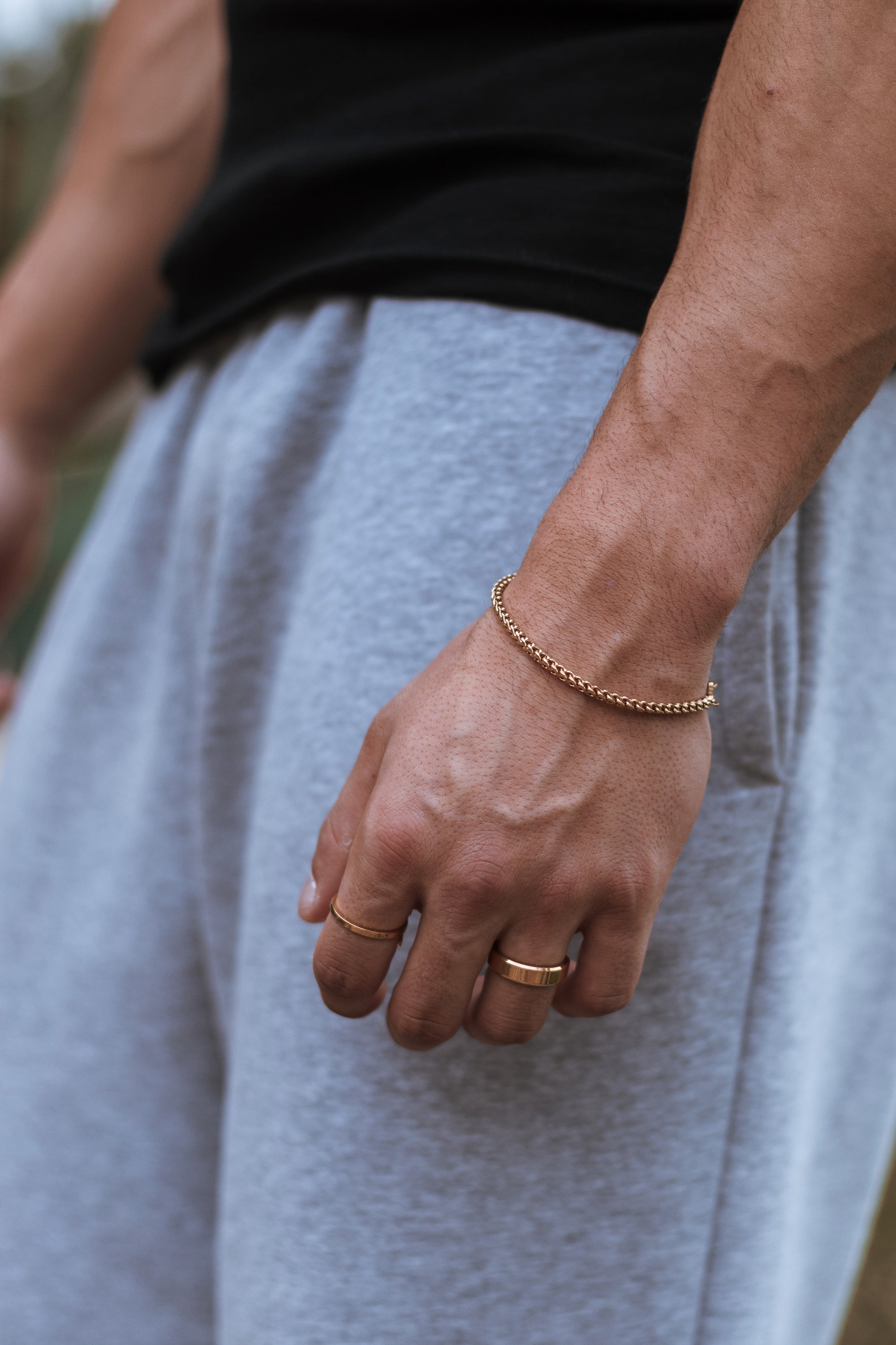 Akitsune-Purus-Minimalistic-Ring-Gold-Model-2