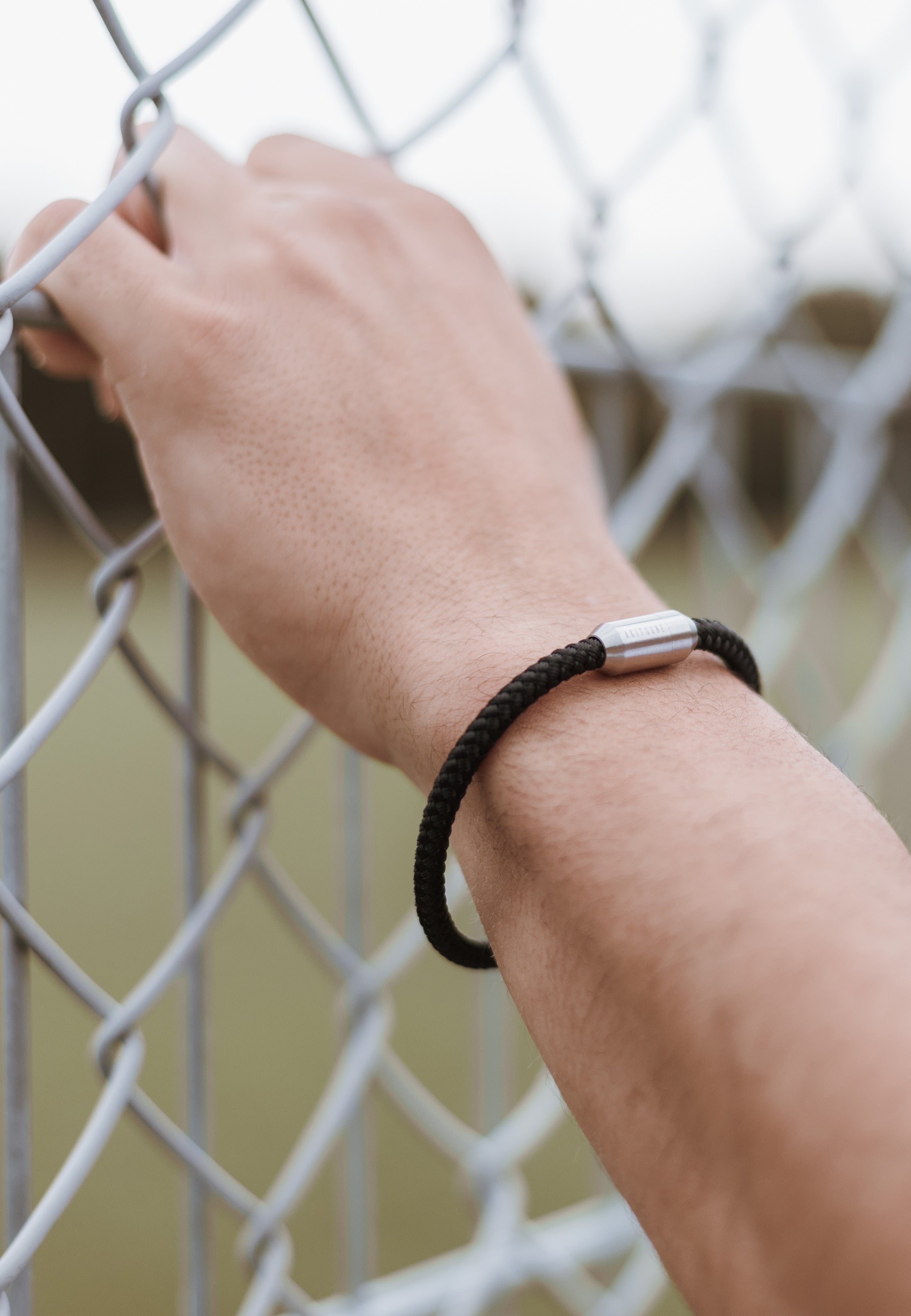 Akitsune-Silva-Nylon-Bracelet-Silver-Black-Model-New-Magnetic-2