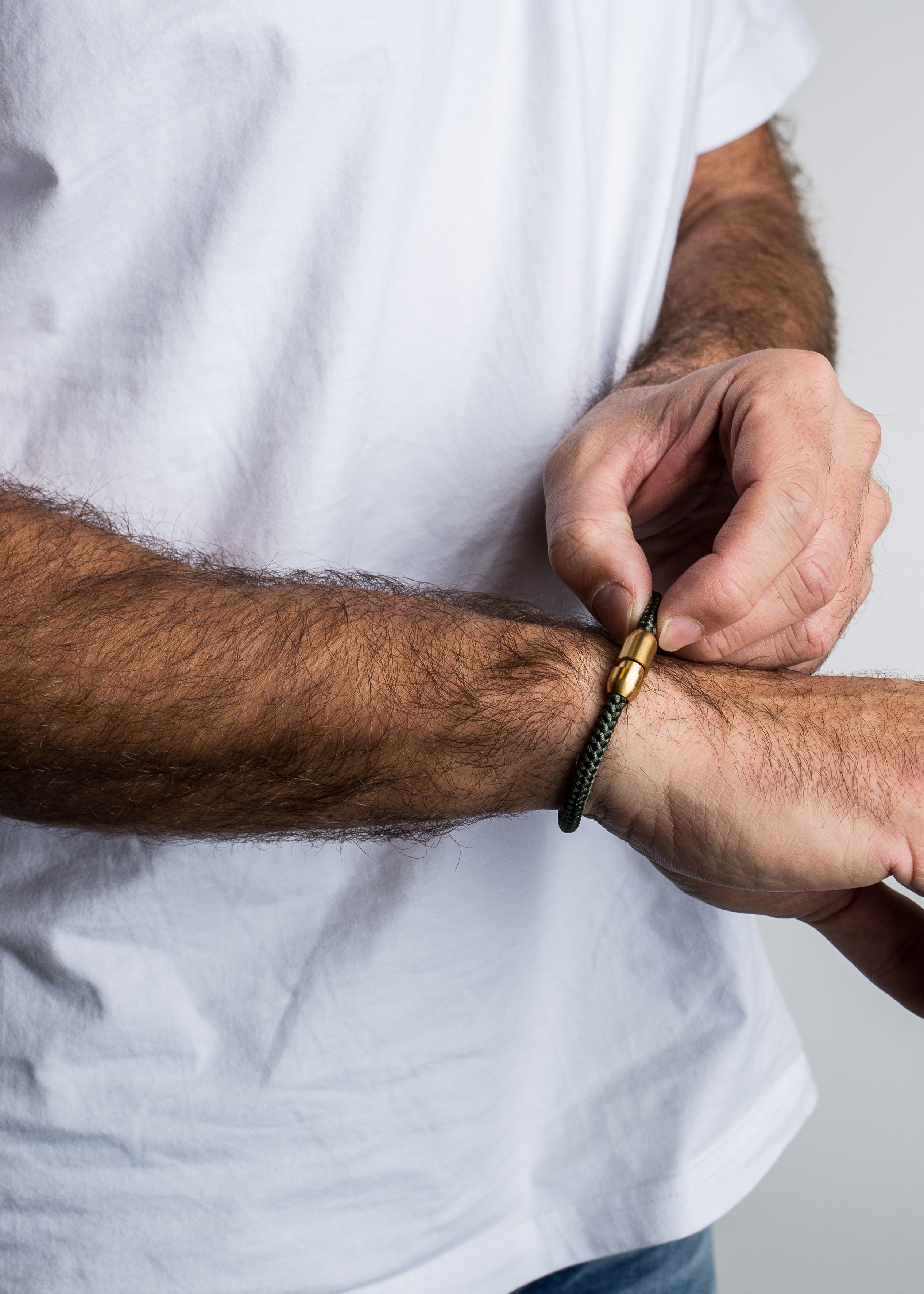 Akitsune-Silvus-Nylon-Bracelet-Matte-Gold-Olive-8