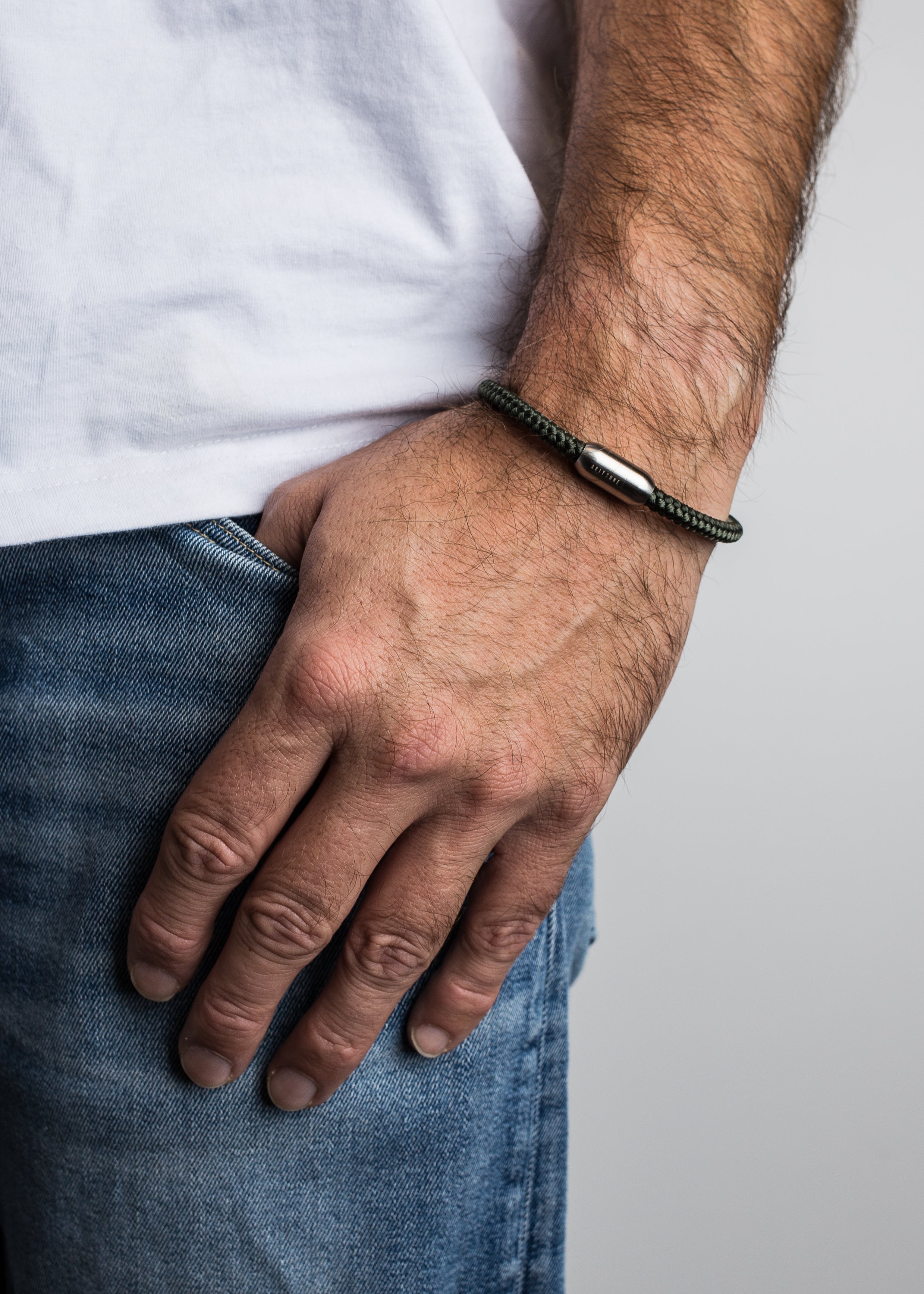 Akitsune-Silvus-Nylon-Bracelet-Matte-Silver-Olive-7