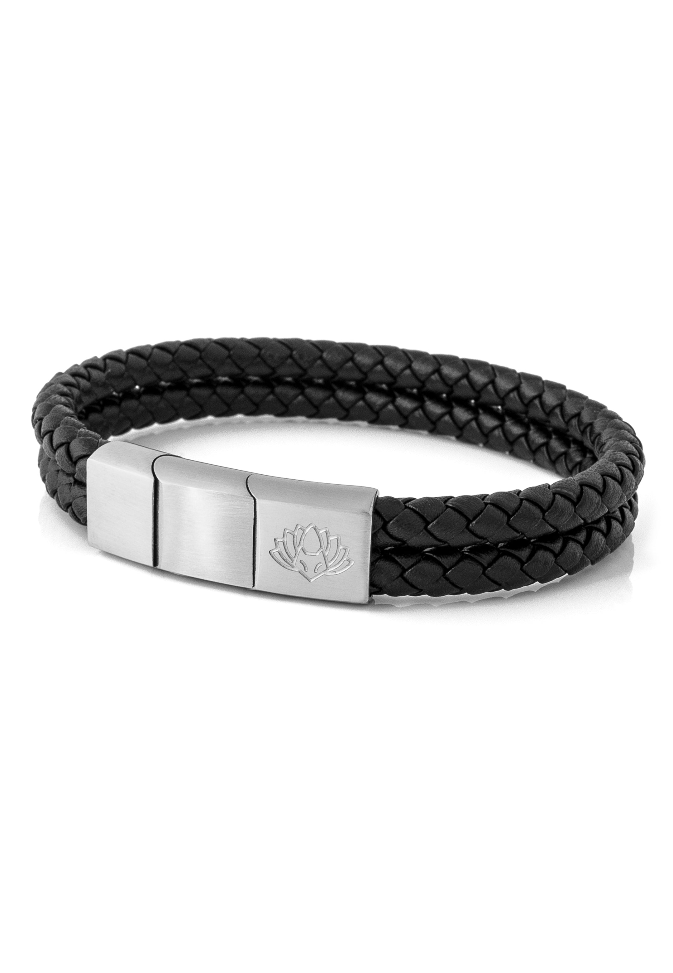 Akitsune-Simplicitas-Leather-Bracelet-Silver-Black-Model-7