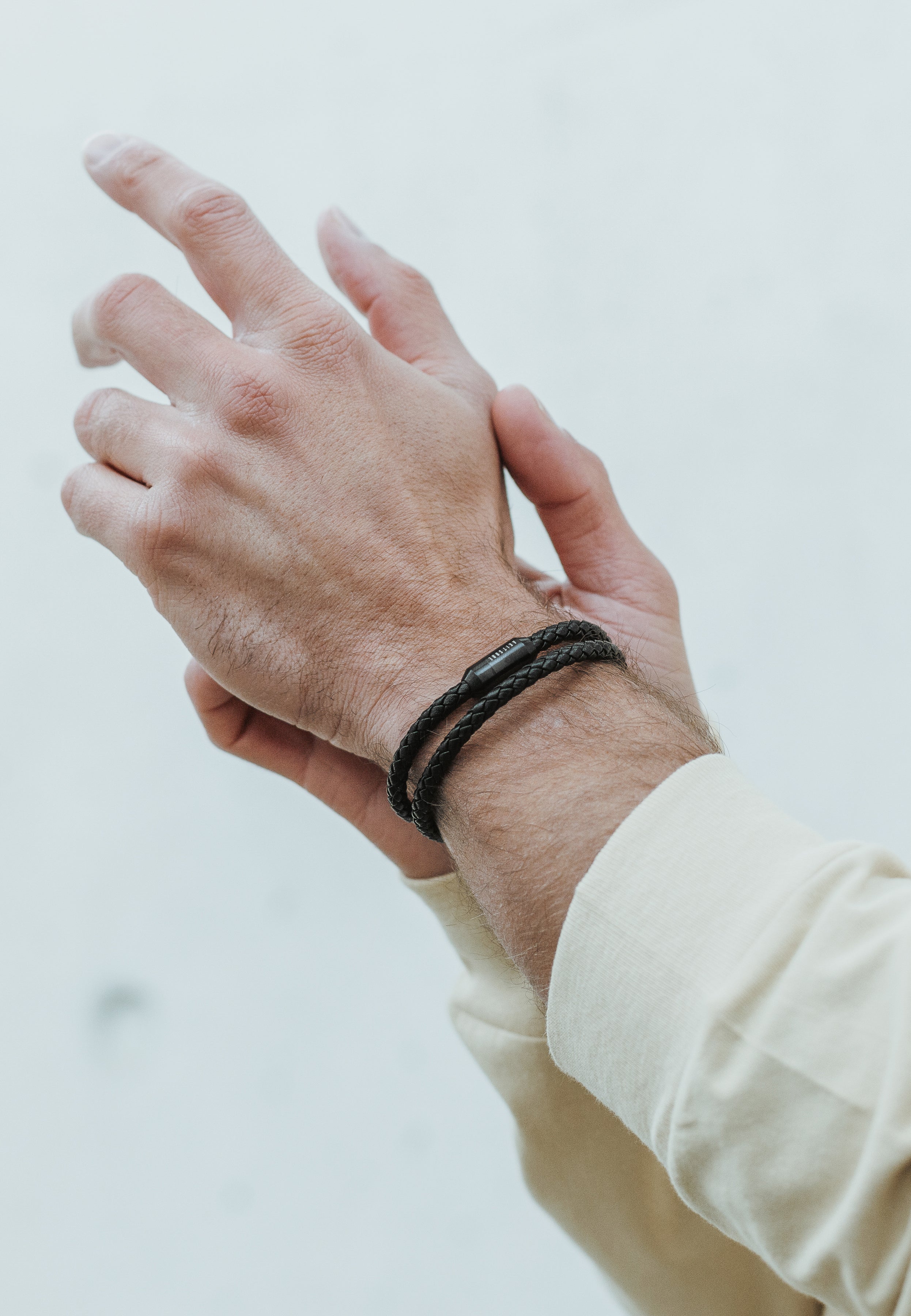 Akitsune-Suprema-Leather-Bracelet-Matte-Black-Black-Model