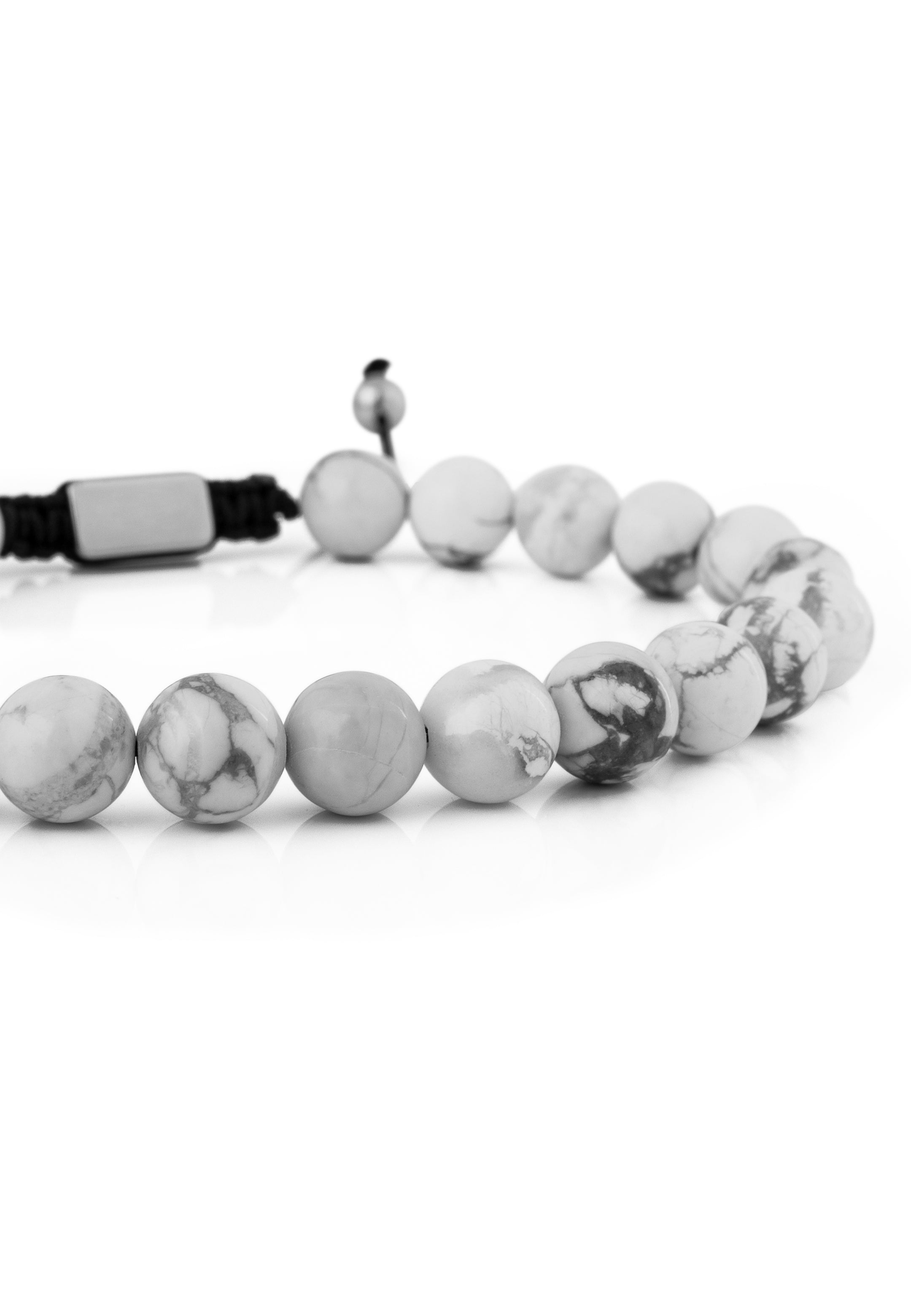 Akitsune-Venatio-Beaded-Bracelet-Silver-Howlite-White-3