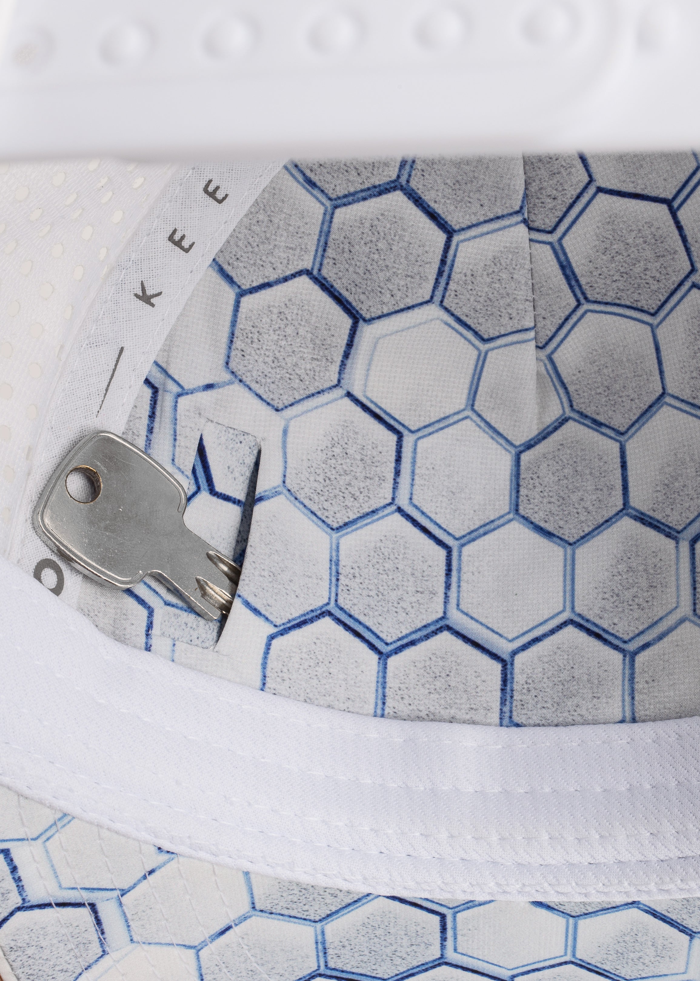 BS-Pro-All-Sports-Performance-Cap-White-Key-Pocket-Detail