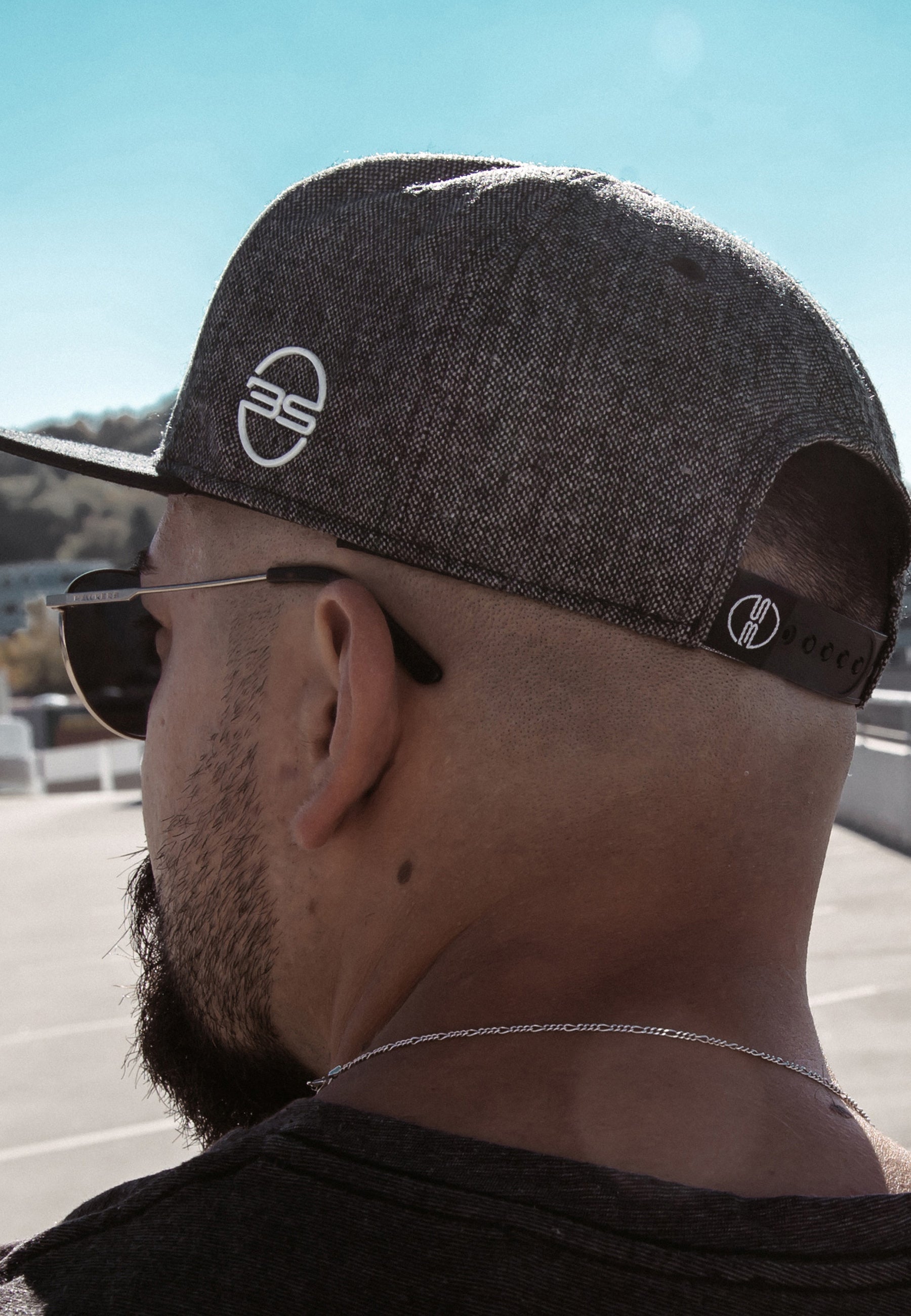 Blackskies-Anubis-Snapback-Cap-Schwarz-Tweed-Baseball-Hat-Back