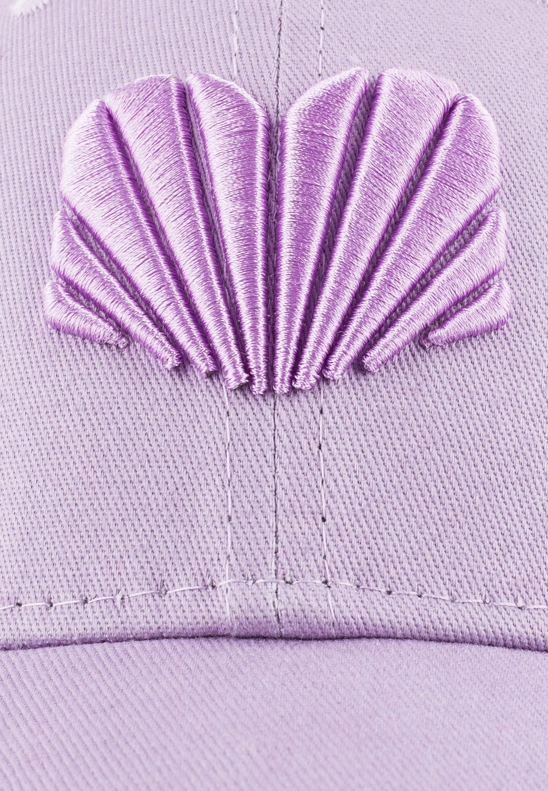 Blackskies-Crest-Baseball-Cap-Rosa-Detail-3D-Embroidery