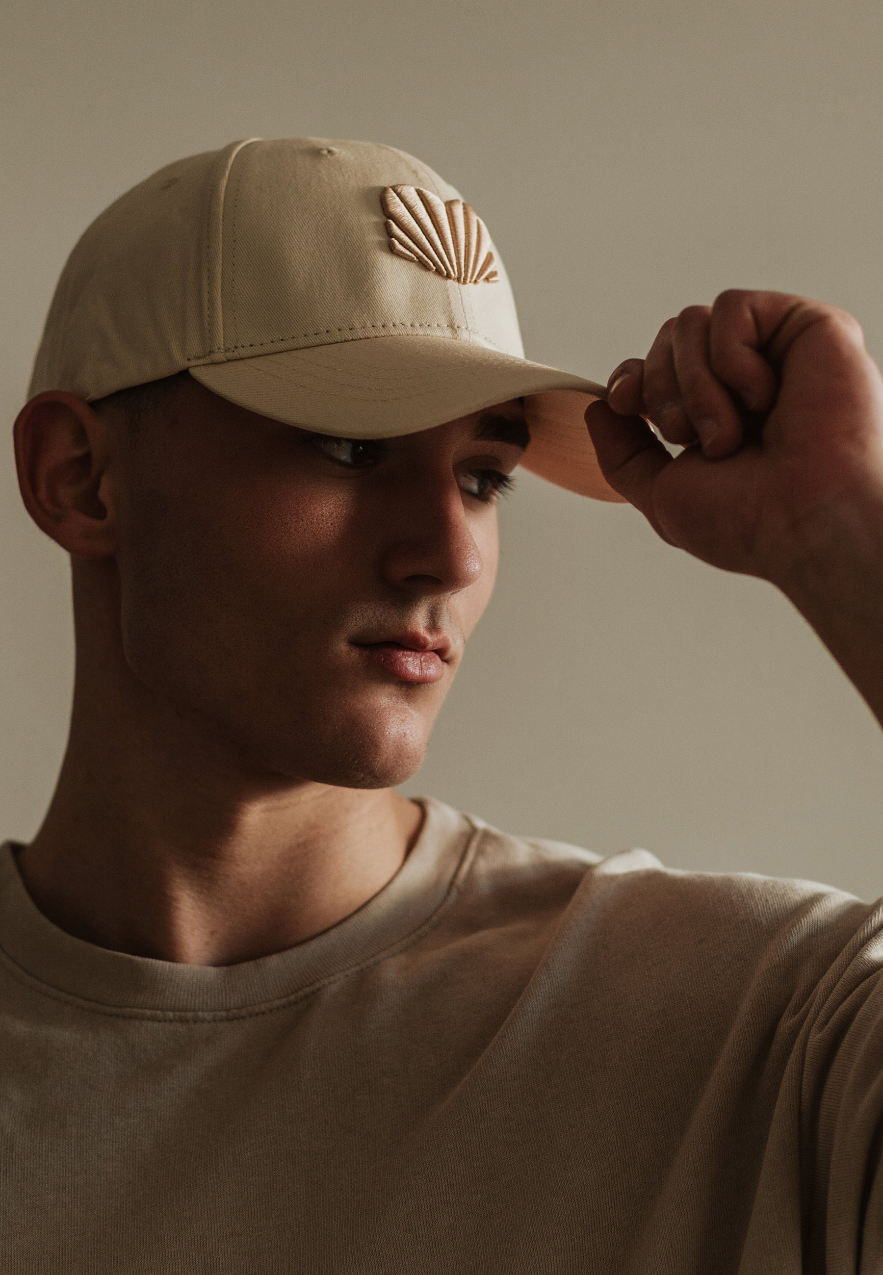 Blackskies-Crest-Baseball-Hat-Desert-Model