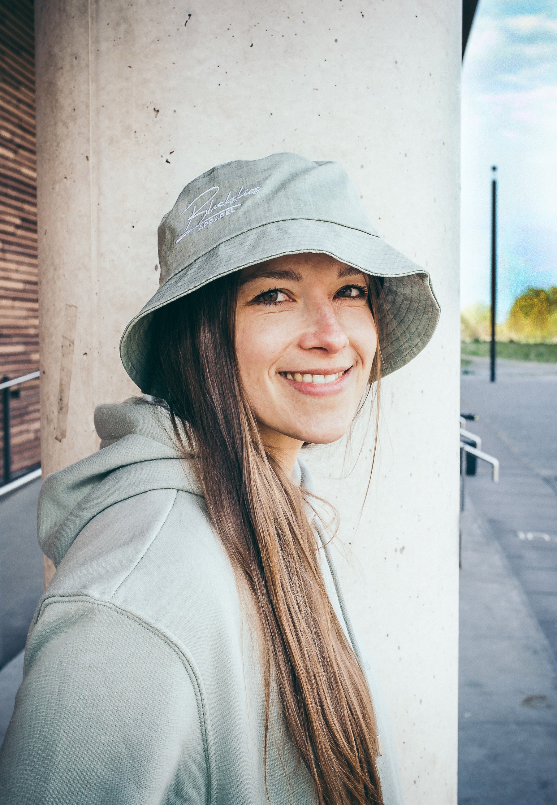 Blackskies-Eos-Bucket-Hat-Fisher-Sun-Denim-Jeans-Green-Lovely-Model