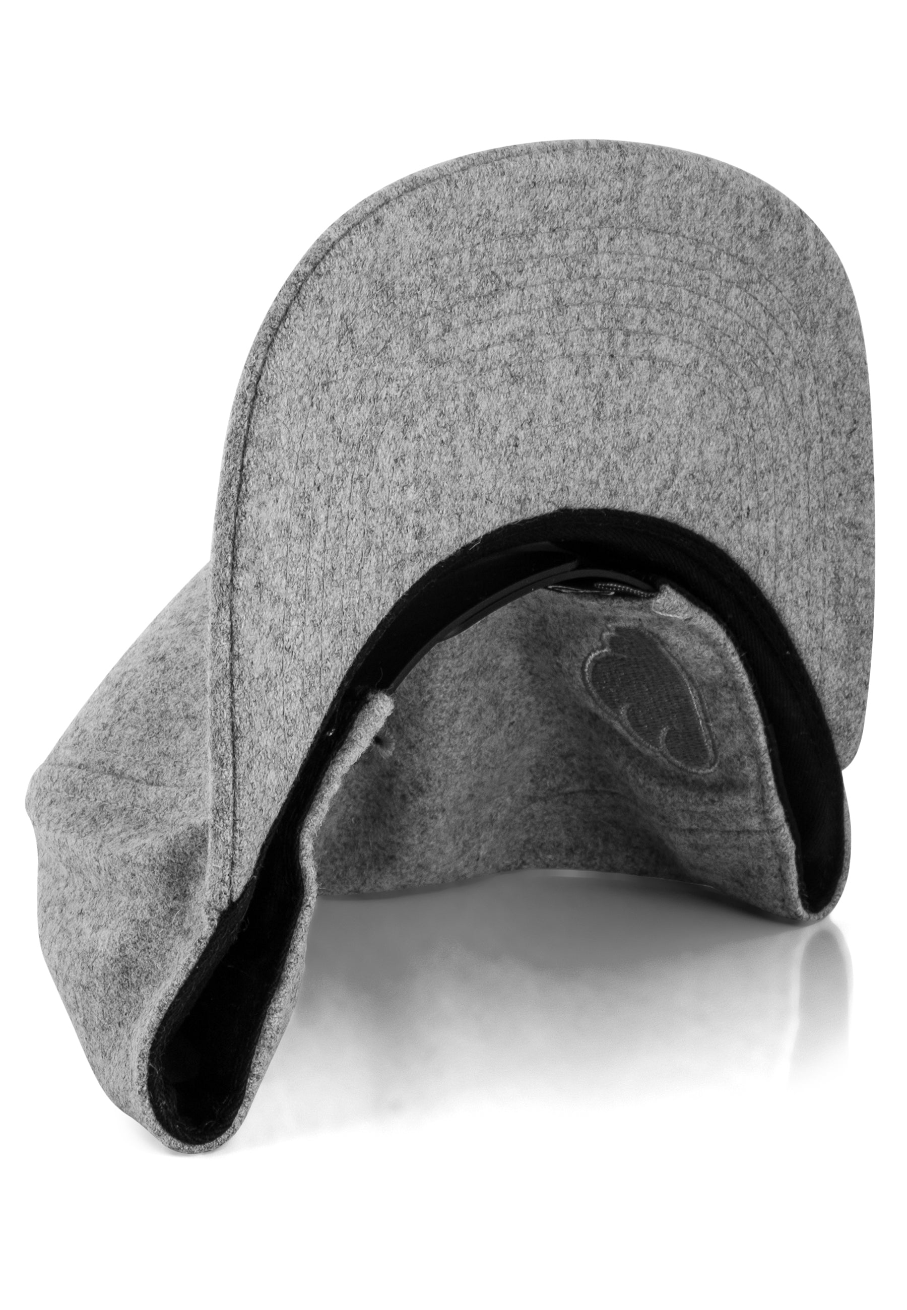 Blackskies-Glacier-Snapback-Cap-Front-Wool-Flannel-Grey-Arctic-Inside