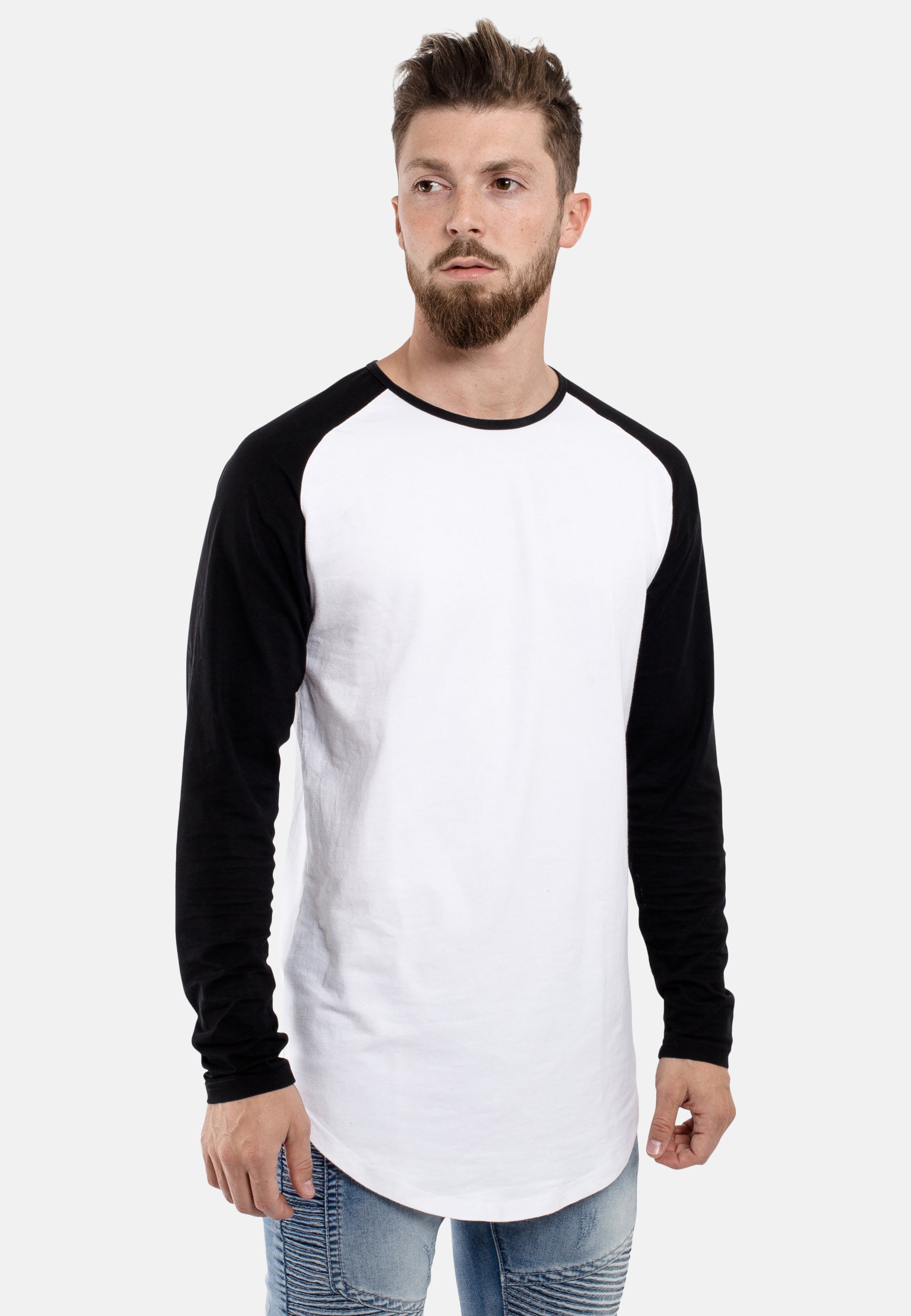 Blackskies-Oversized-Baseball-Longshirt-White-Black-Side-2