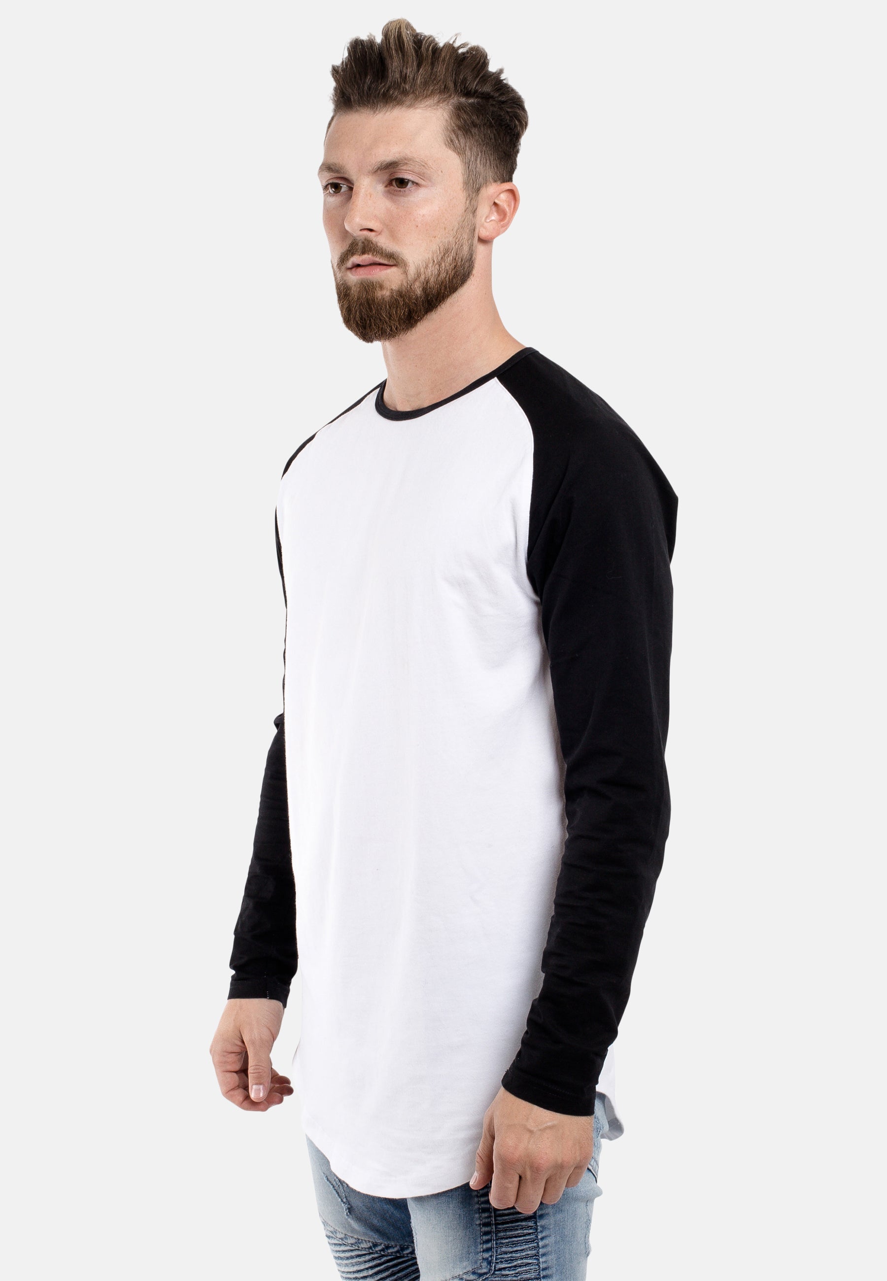Blackskies-Oversized-Baseball-Longshirt-White-Black-Side
