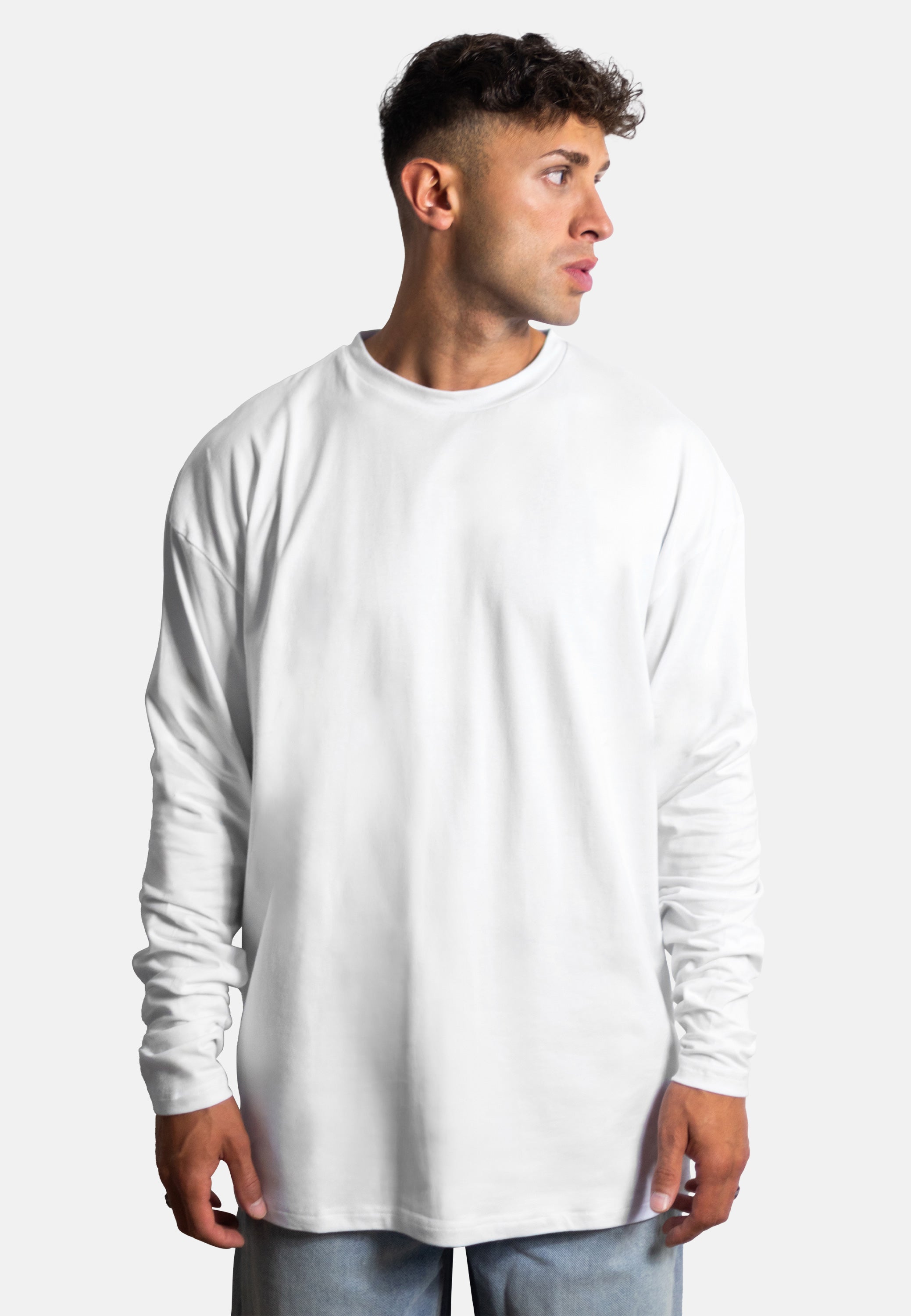 Oversized Long Sleeve T-Shirt - White - Blackskies | Premium