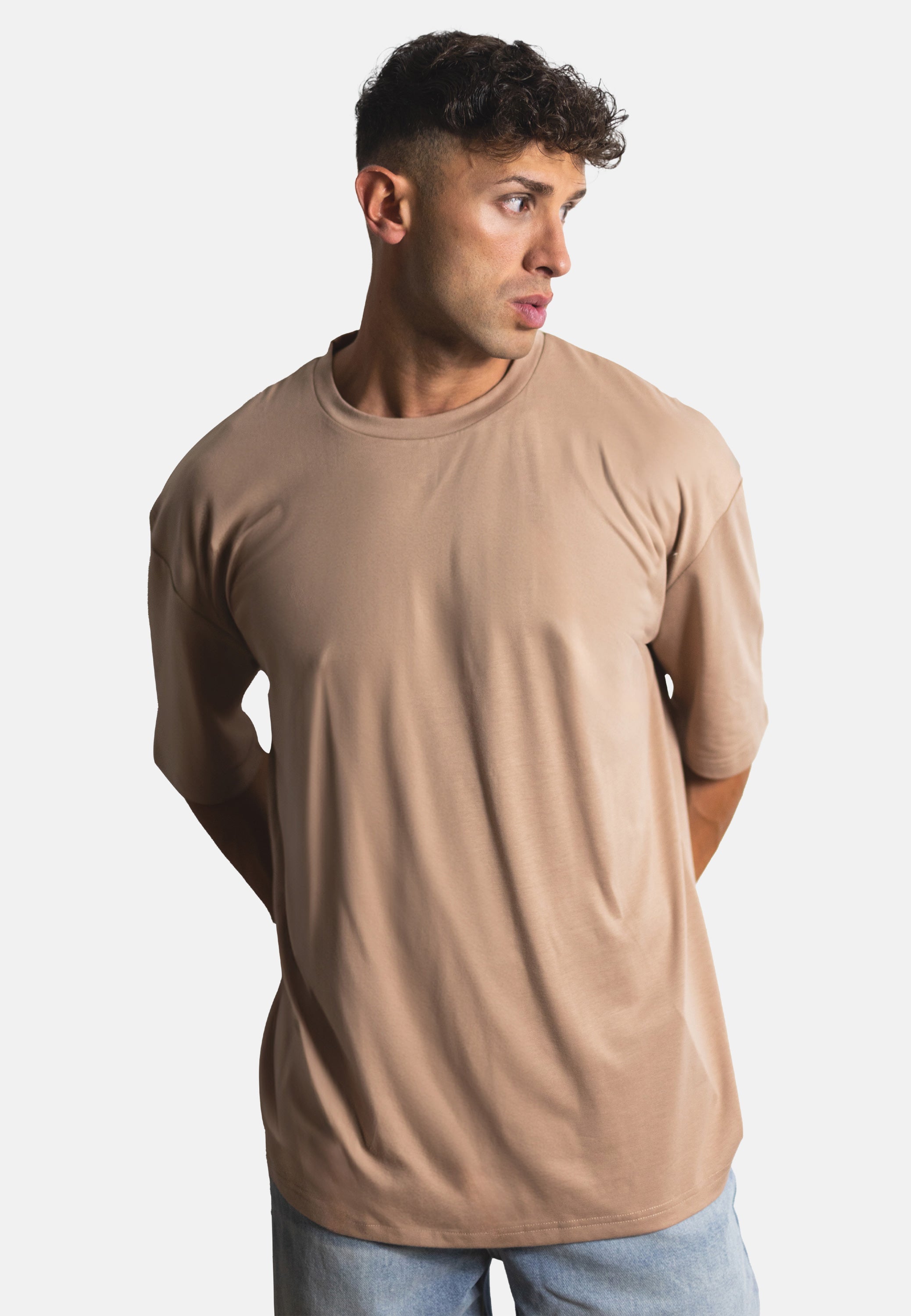 Blackskies-Oversized-T-Shirt-Desert-Men-Model-1