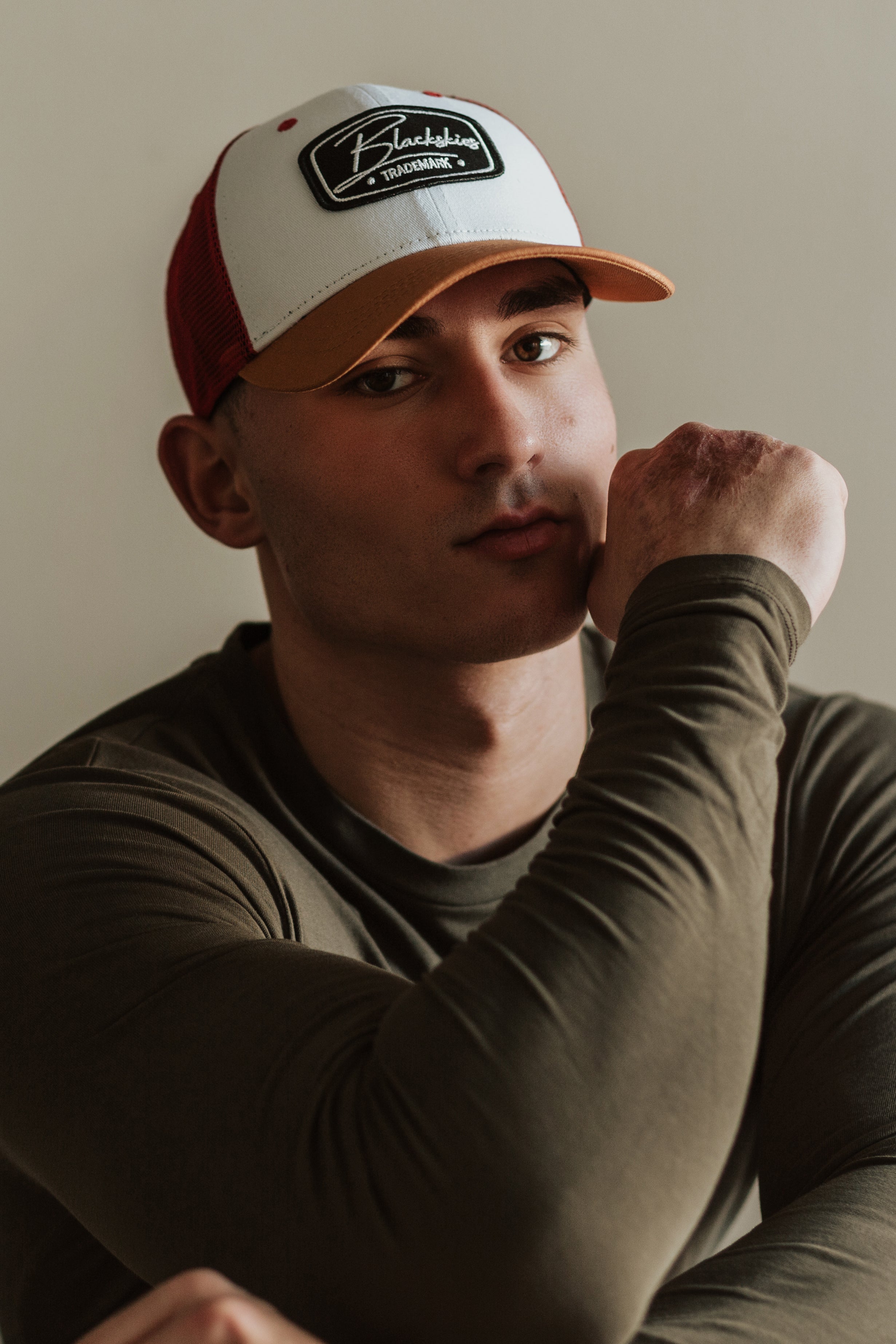 Blackskies-Race-Baseball-Cap-White-Maroon-Beige-Suede-Model-3