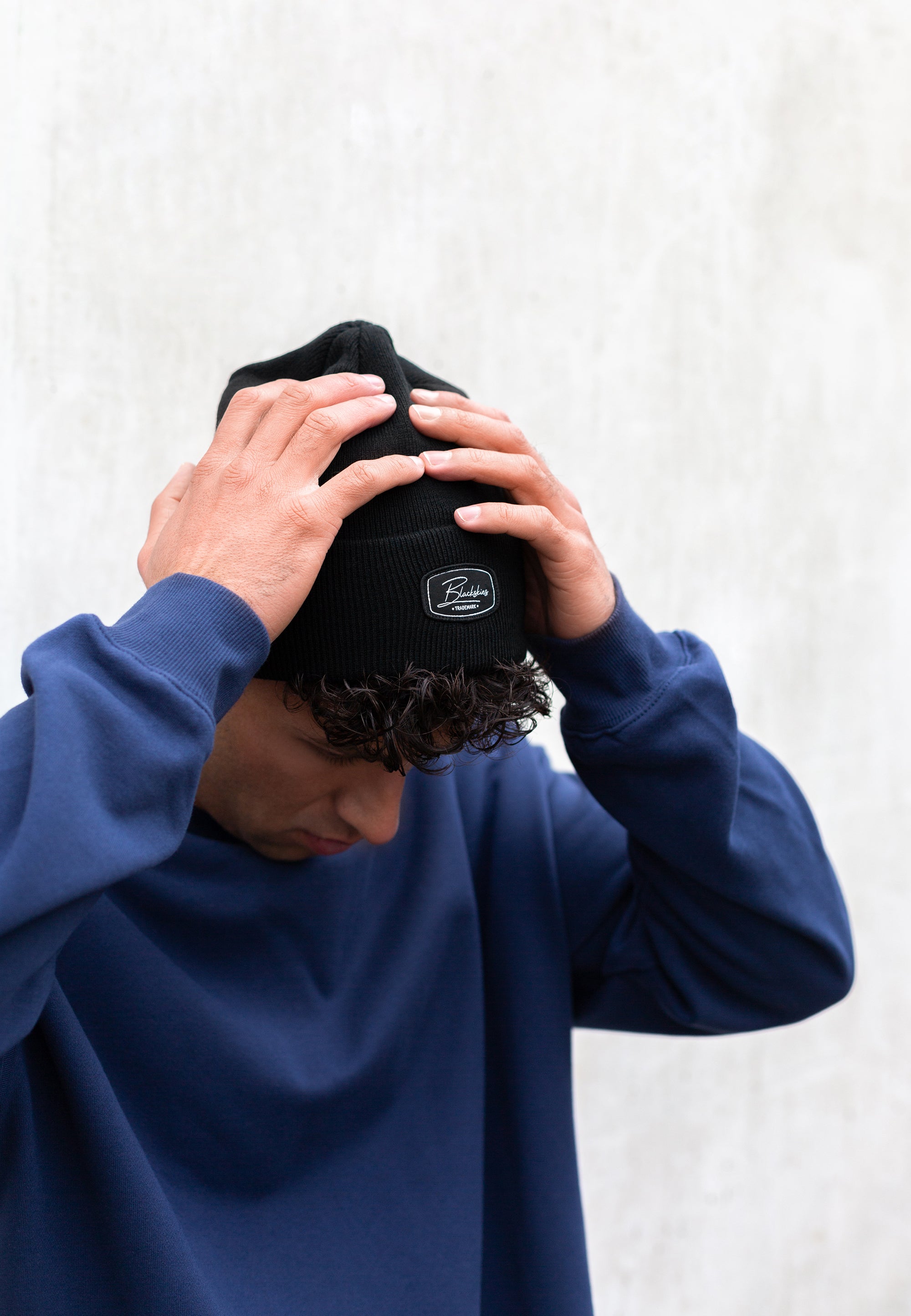 Blackskies-Race-Beanie-Black-Model