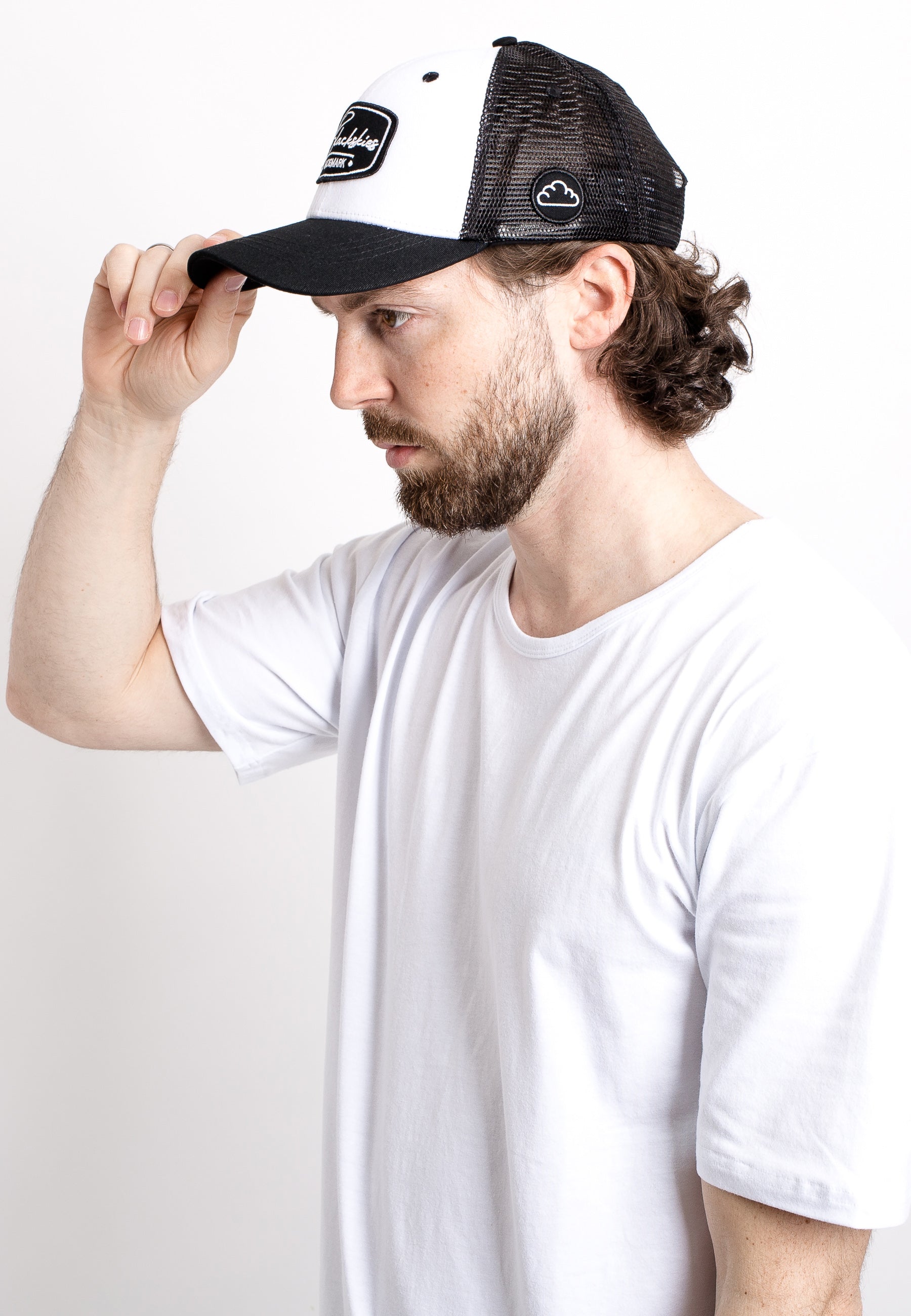 Blackskies-Razor-Baseball-Hat-White-Black-Black-Snapback-Trucker-Mesh-Model-3