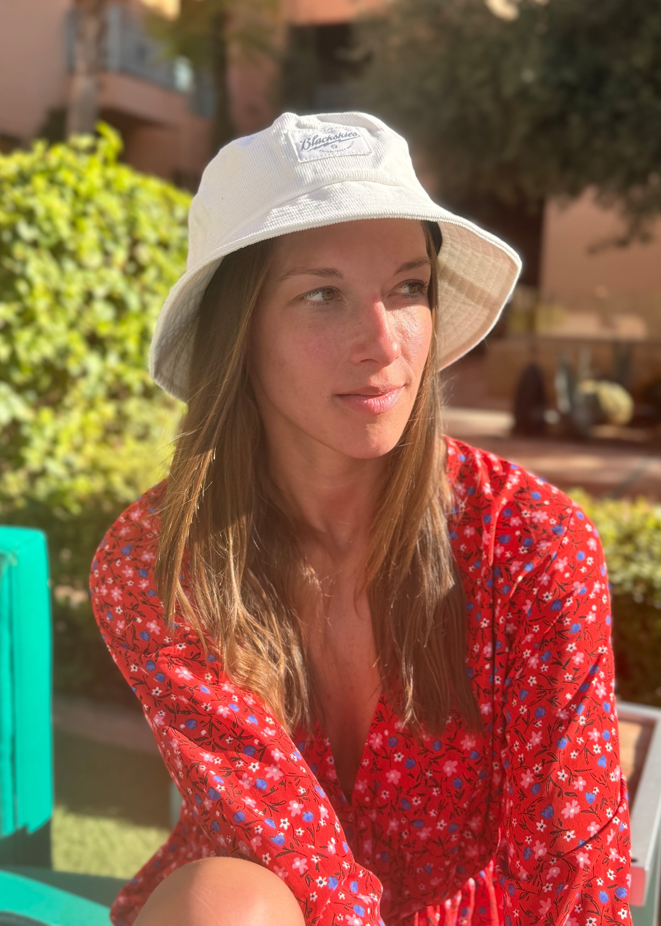 Blackskies-Snow-Flake-Bucket-Hat-Sun-Bob-Fisher-White-Women-2