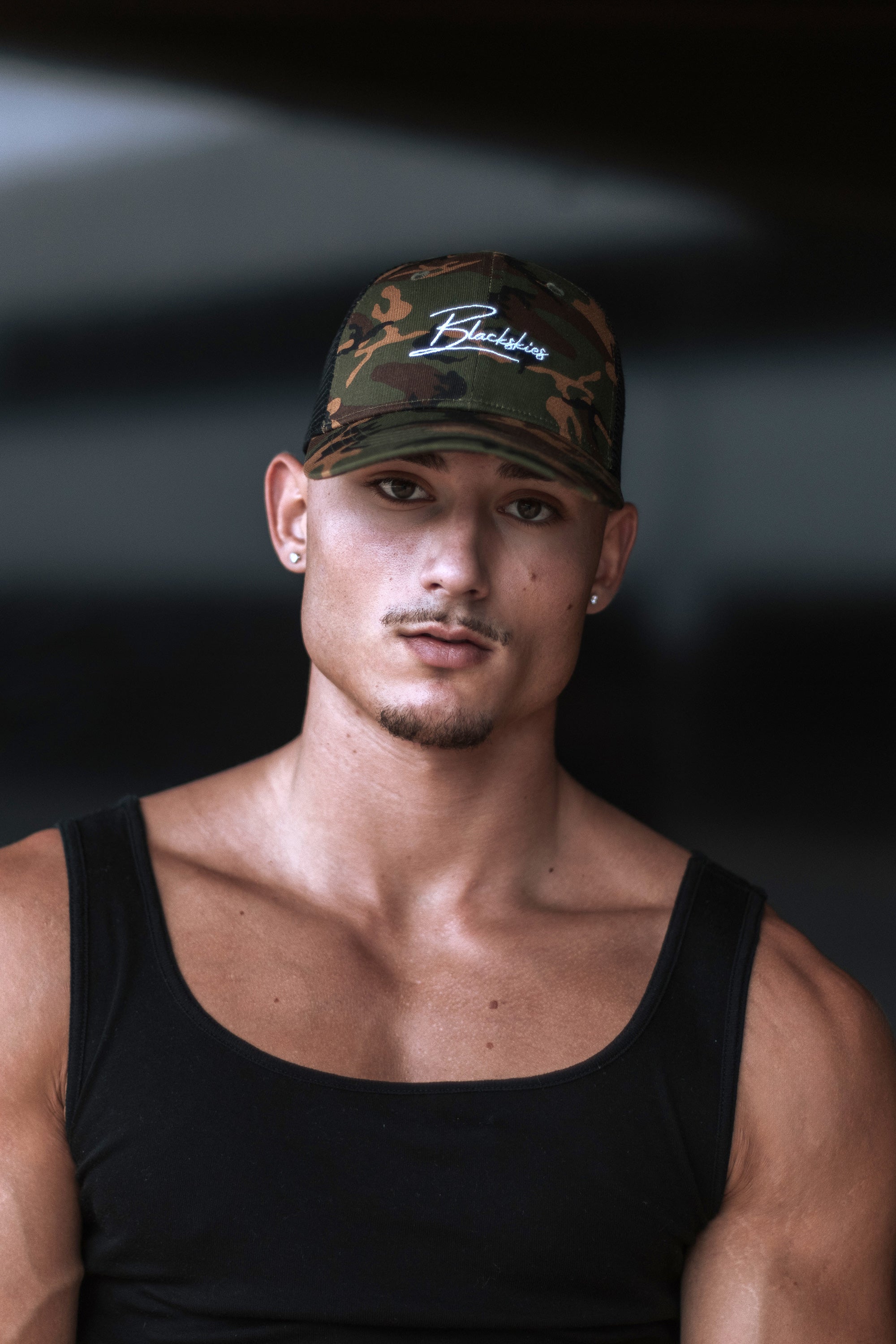 Blackskies-Tango-Trucker-Cap-Camouflage-Woodland-Model-4