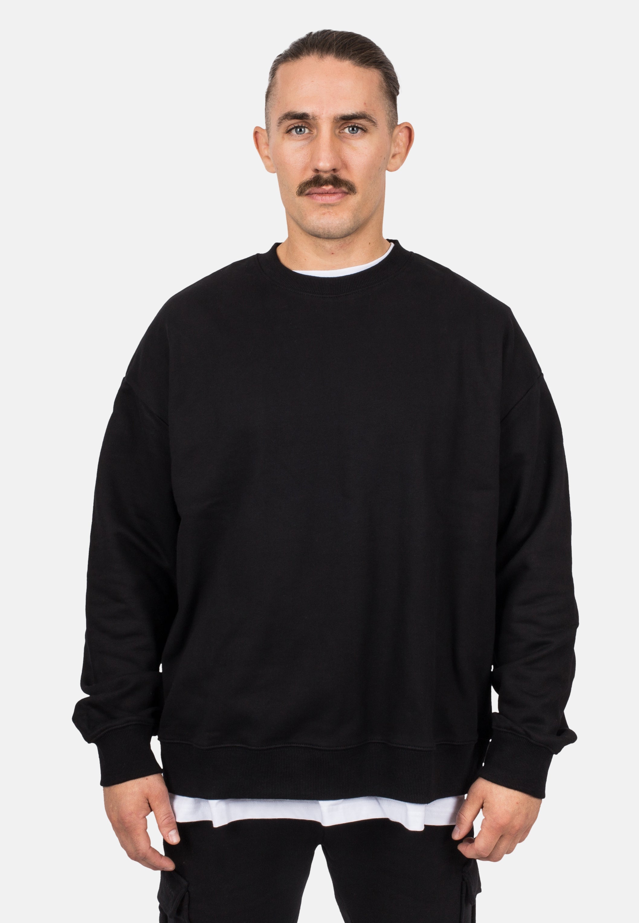 Blackskies-Unisex-Oversized-Heavyweight-Crewneck-Sweater-Black-Male-1Kre6mzP0a3bVc