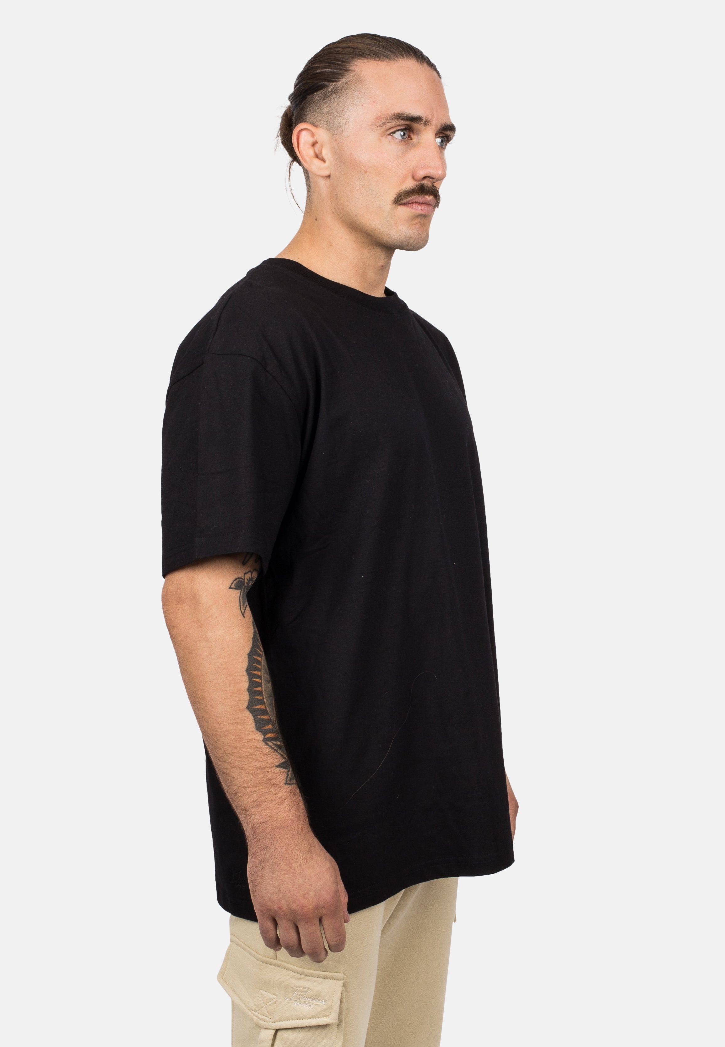 Blackskies-Unisex-Oversized-T-Shirt-Black-Male-1