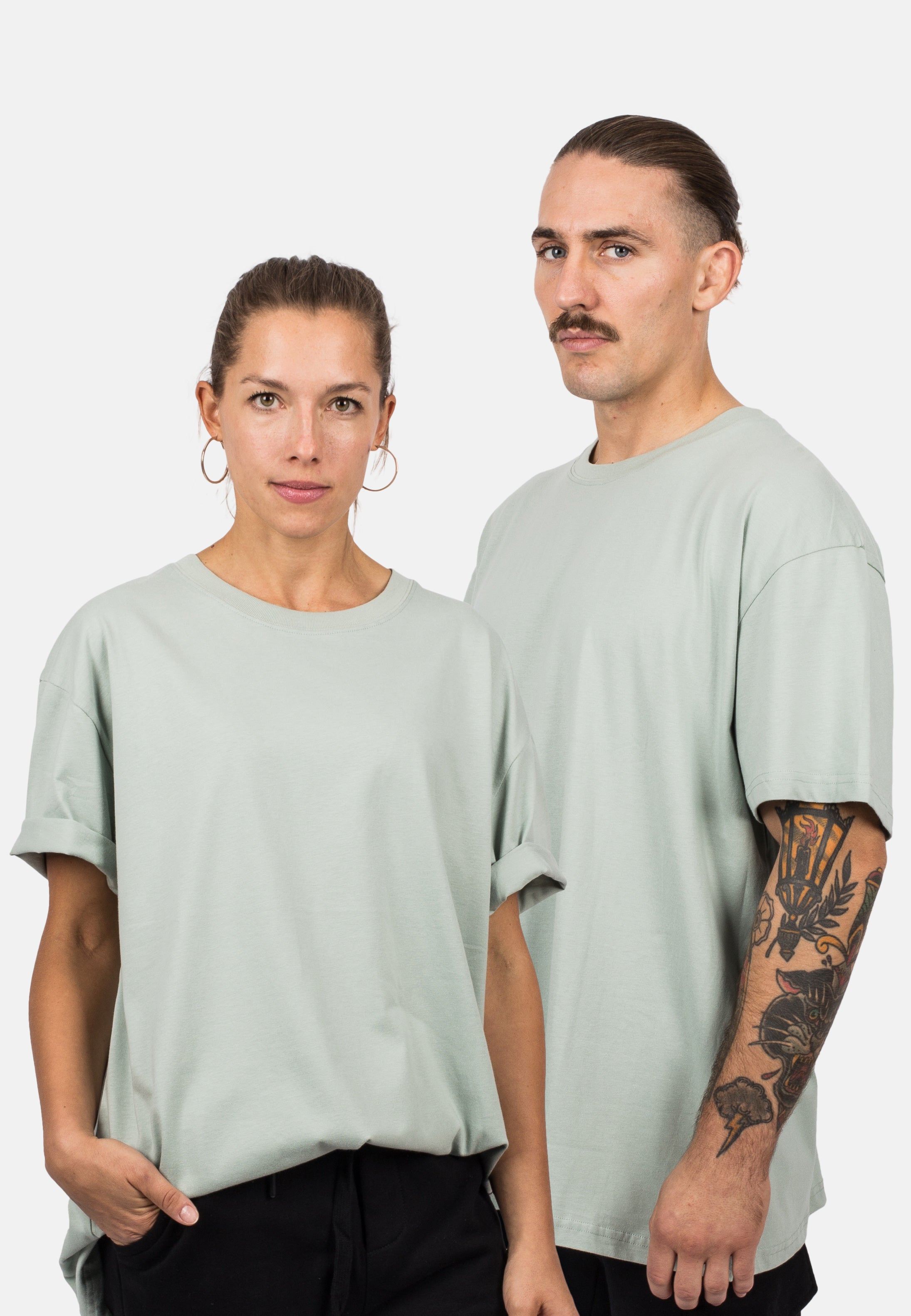 Blackskies-Unisex-Oversized-T-Shirt-Sage-Male-Female