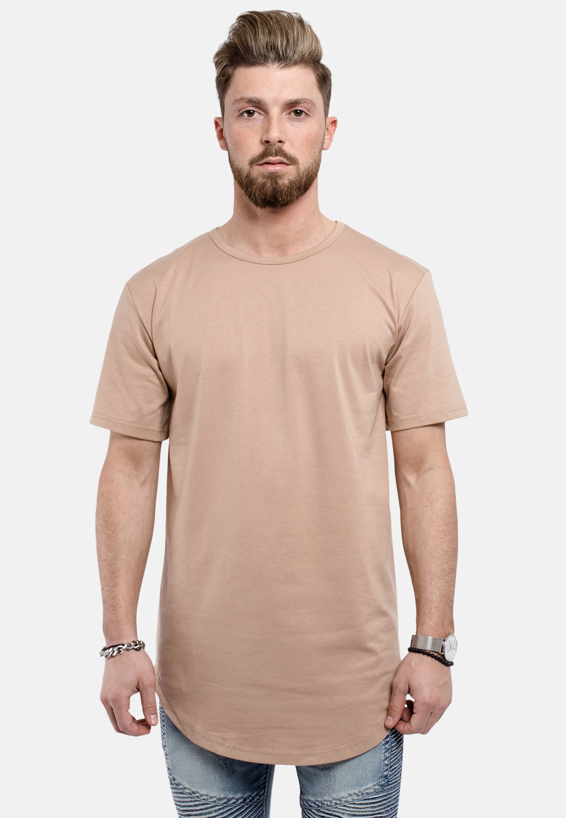 Oversized-Round-T-Shirt-Desert-Front-2