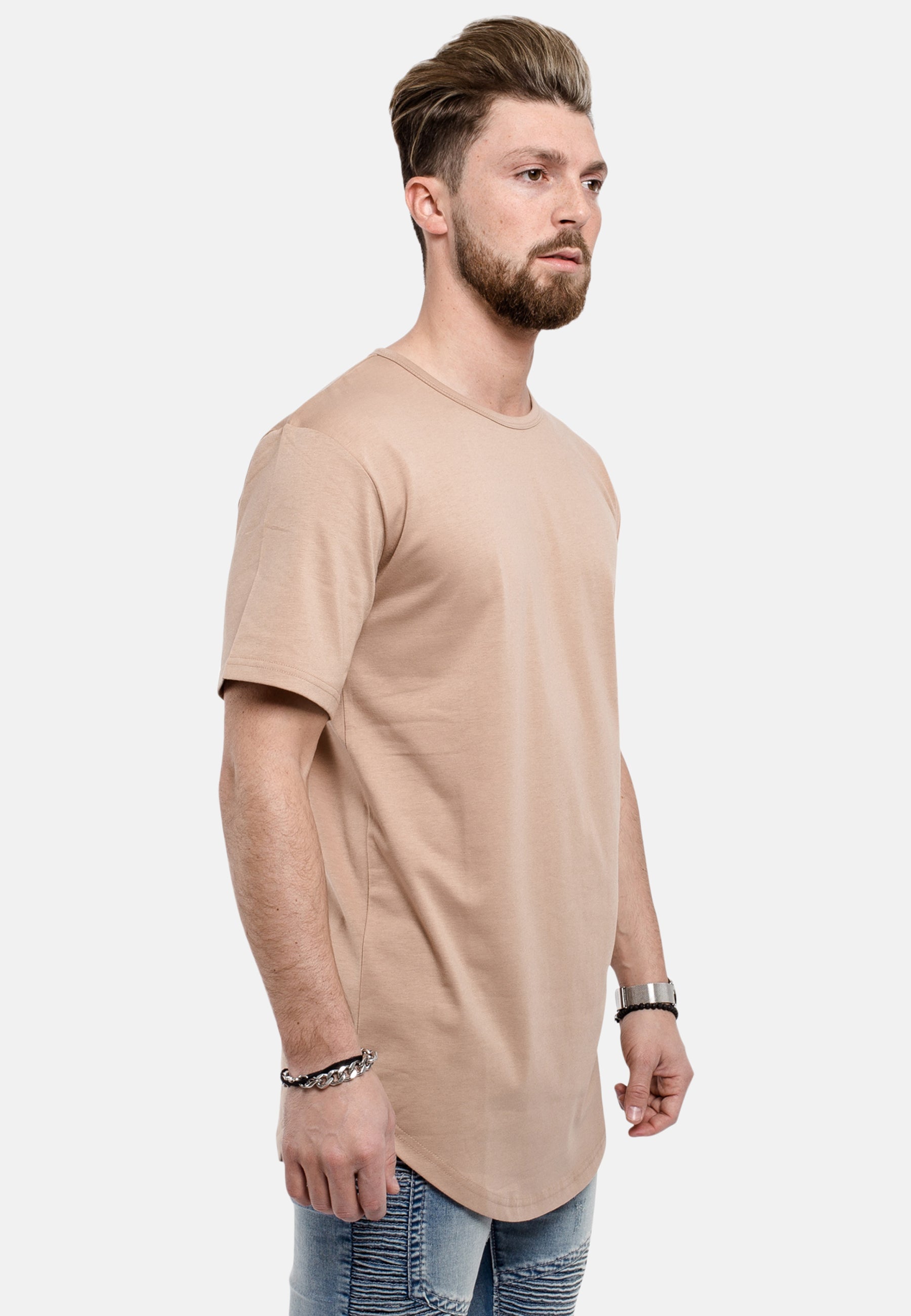 Oversized-Round-T-Shirt-Desert-Side-2